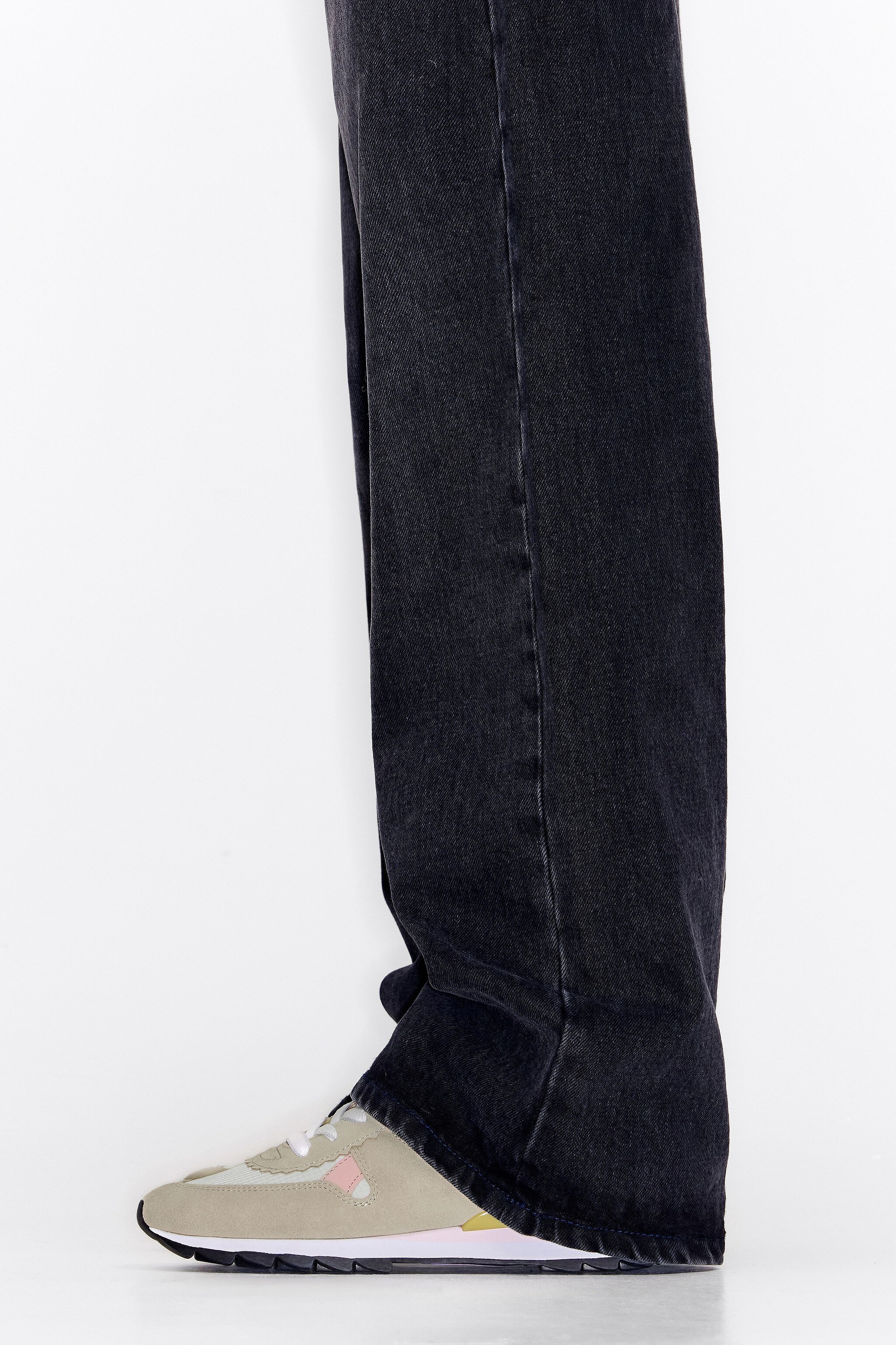 Beige 13 19 technical sneaker