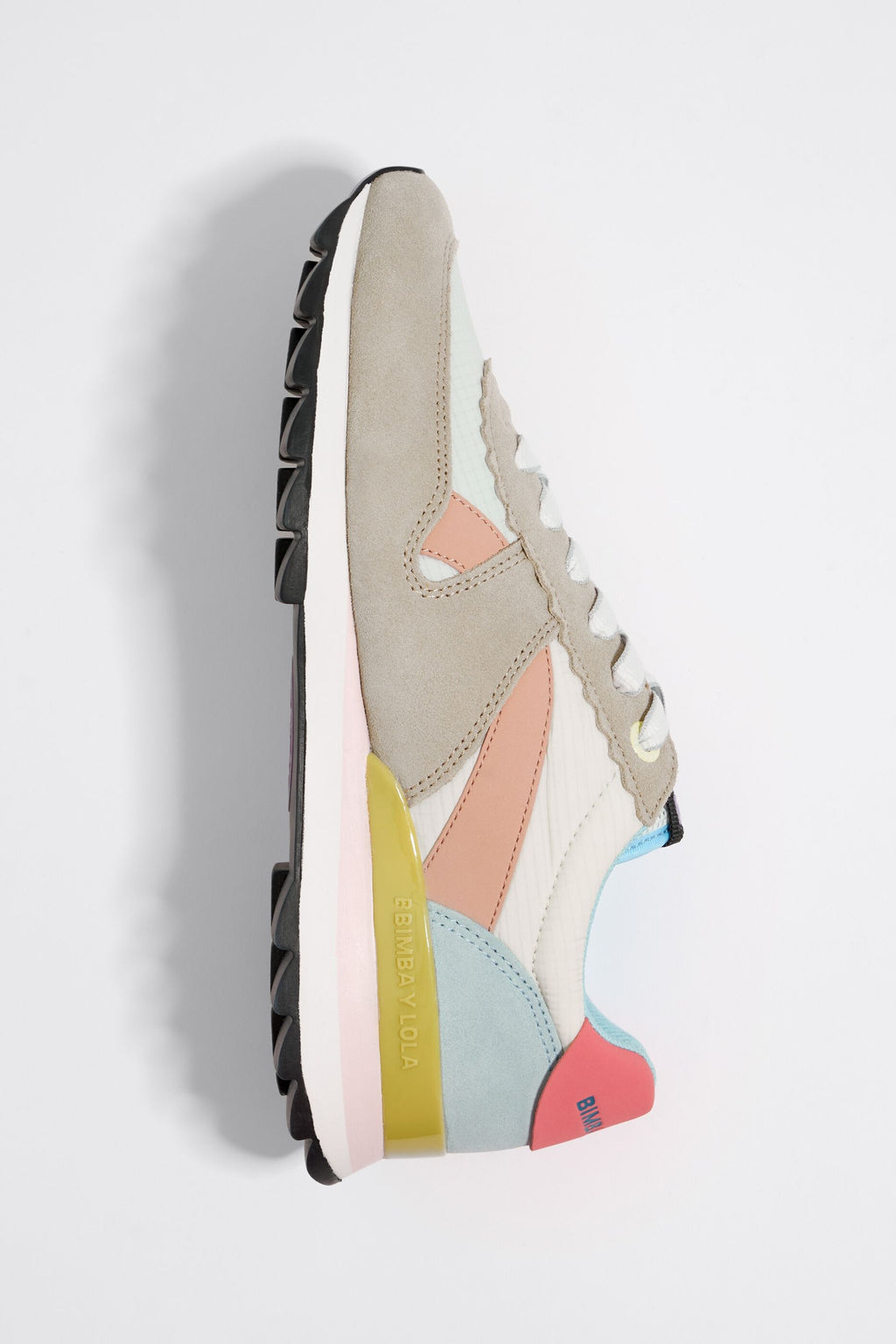 Beige 13 19 technical sneaker