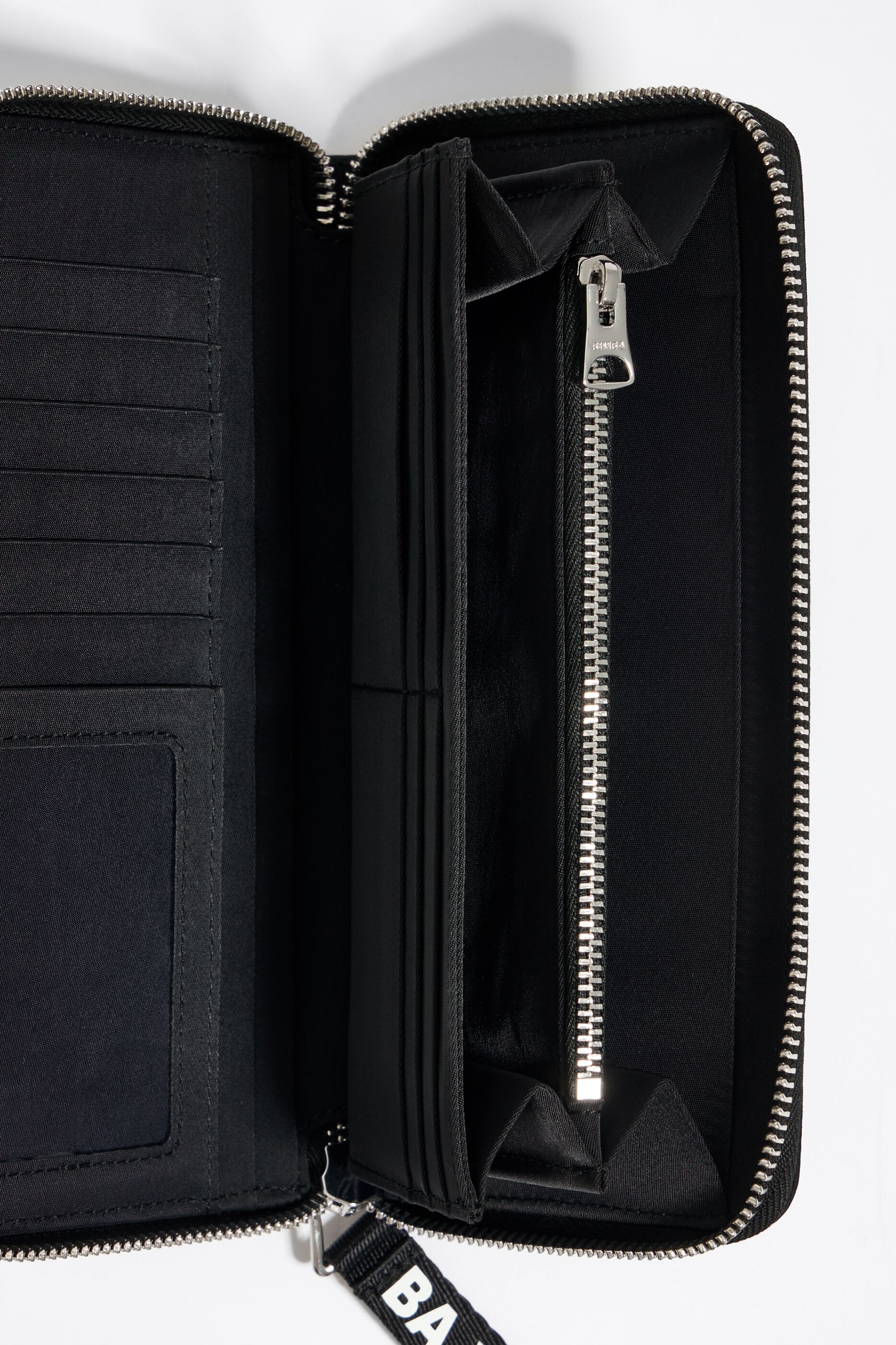 Black nylon horizontal wallet