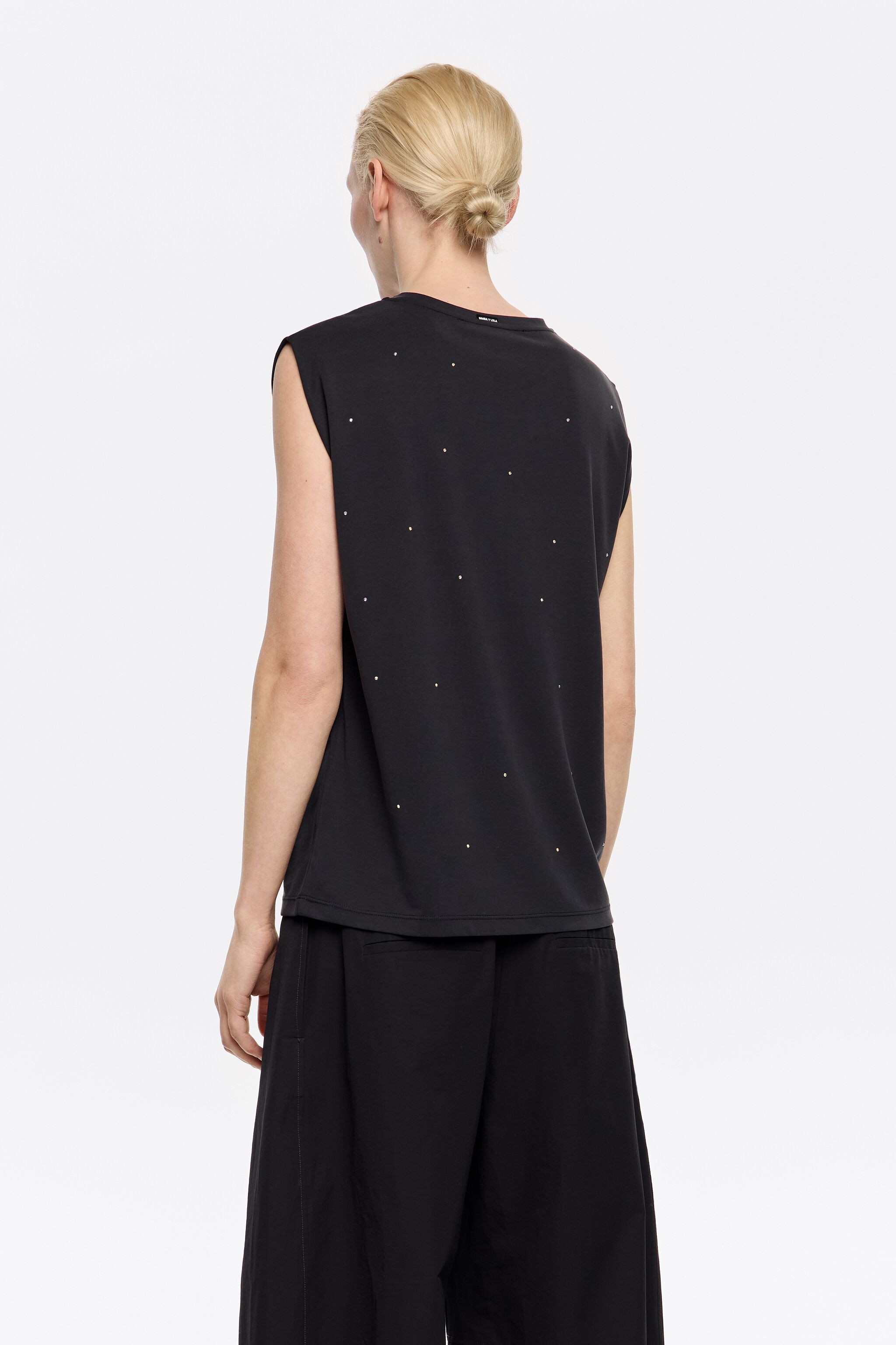 Black stones T-shirt