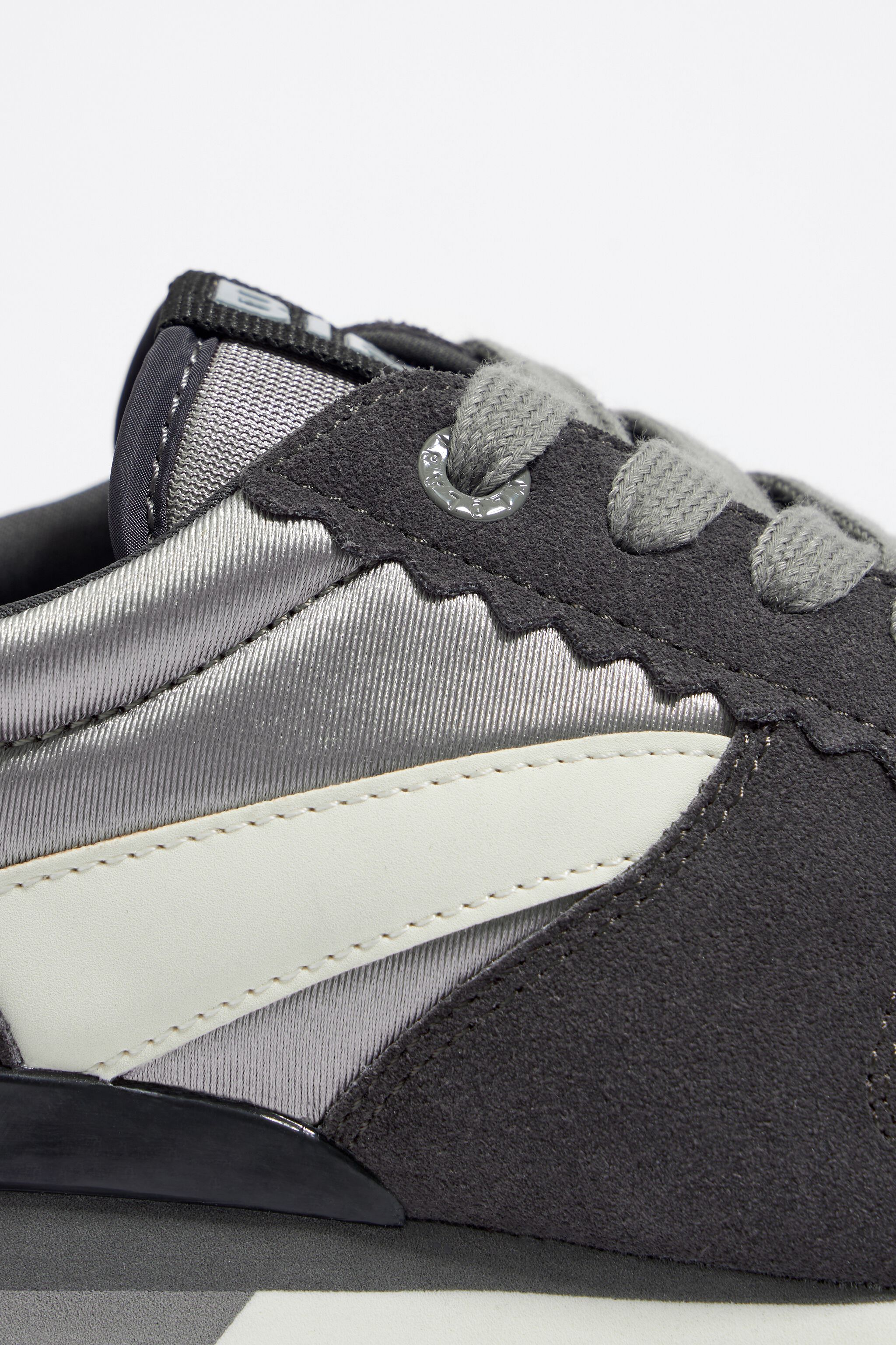 Dark silver 13 19 technical sneaker