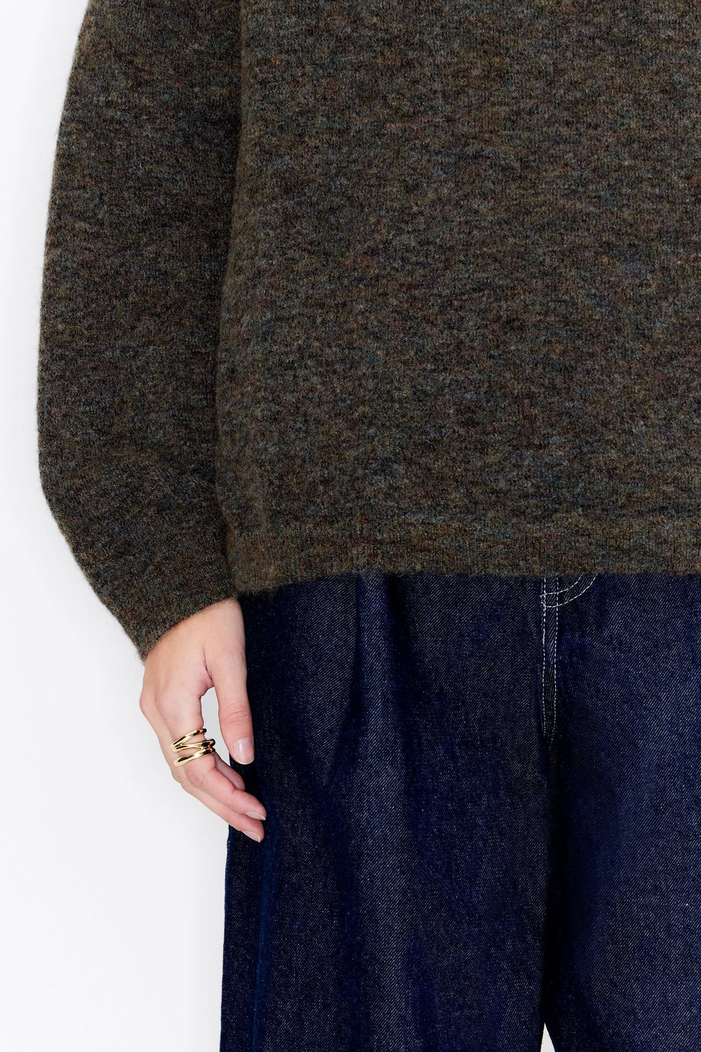 Gold three-band ring