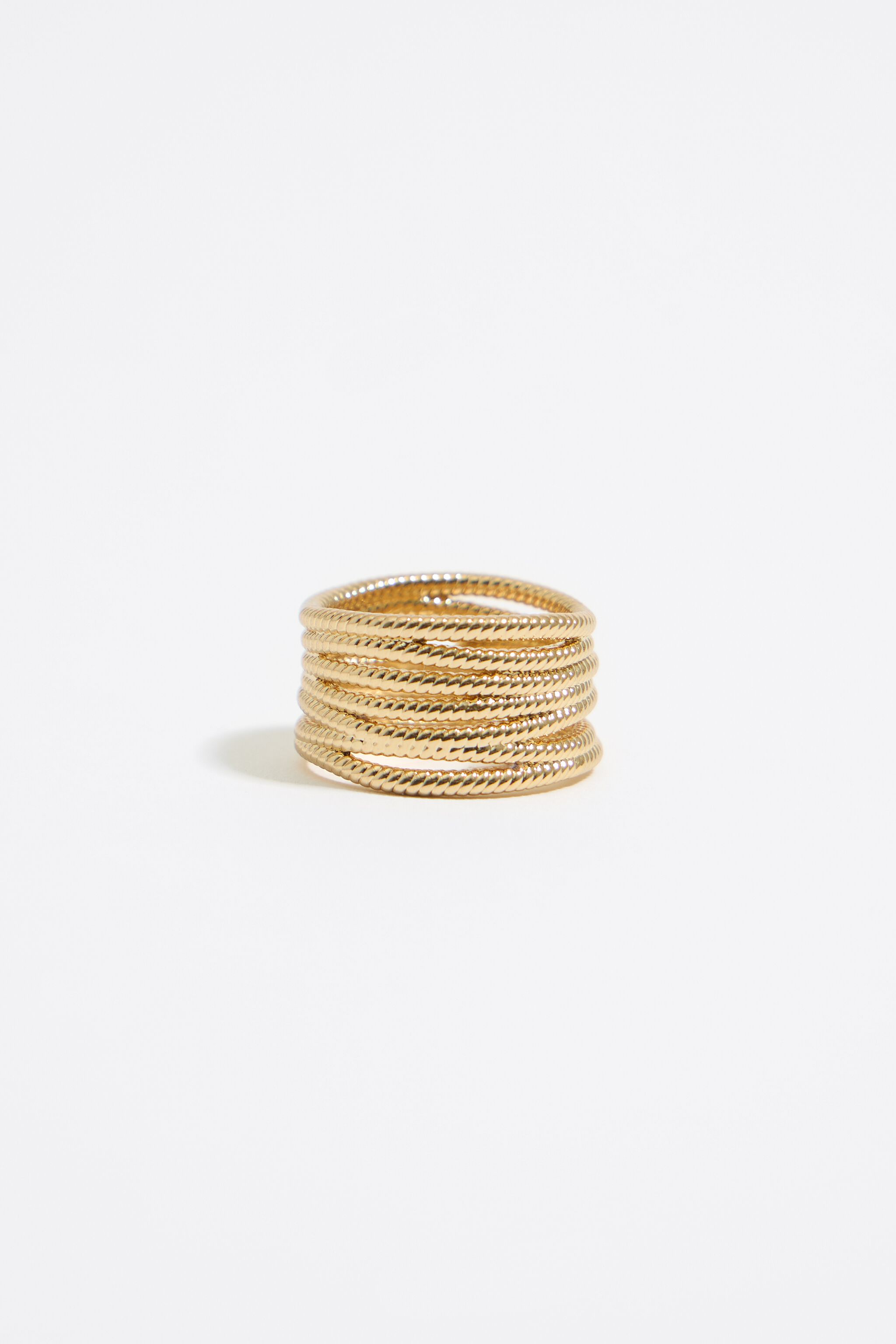 Gold snake chain ring