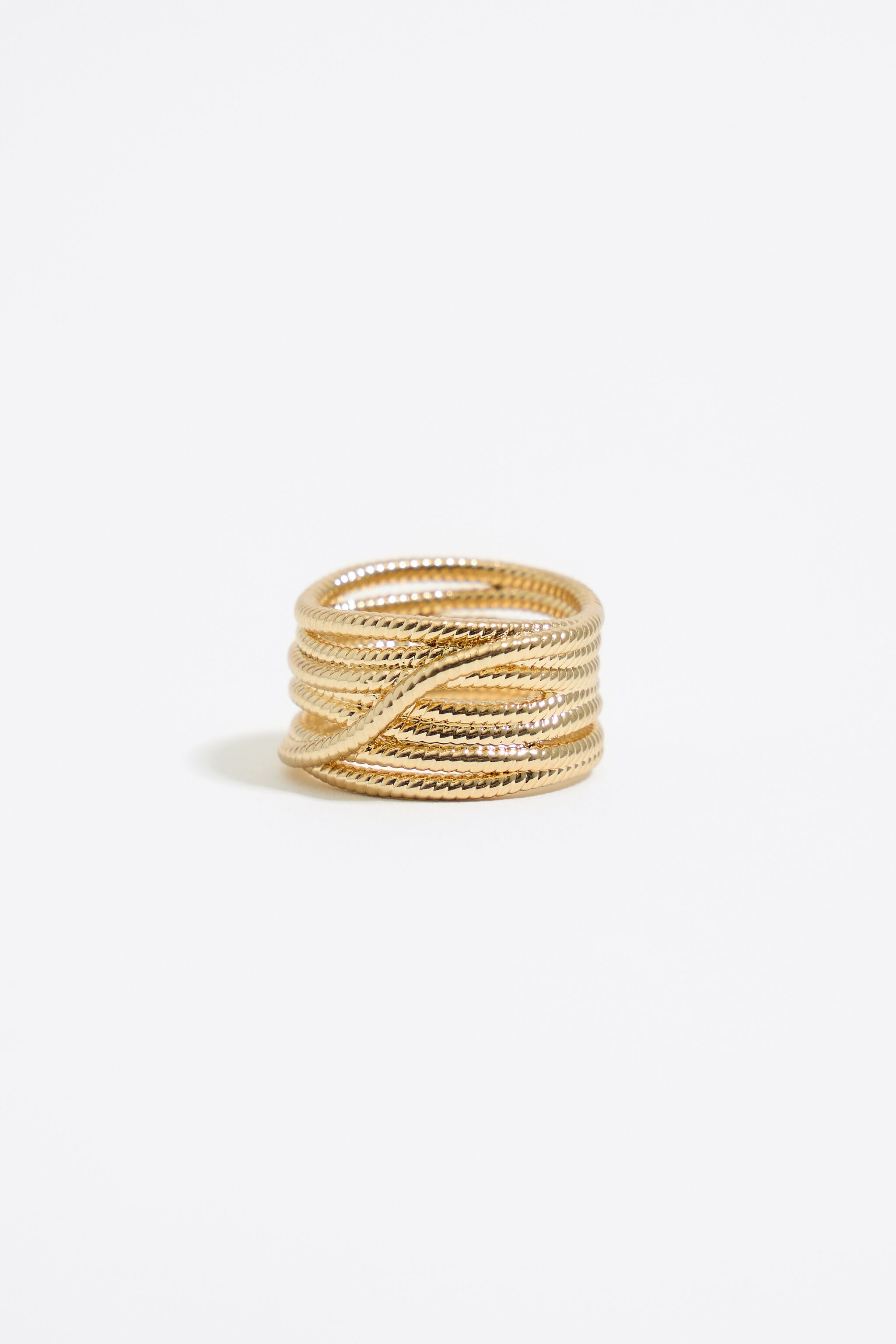 Gold snake chain ring