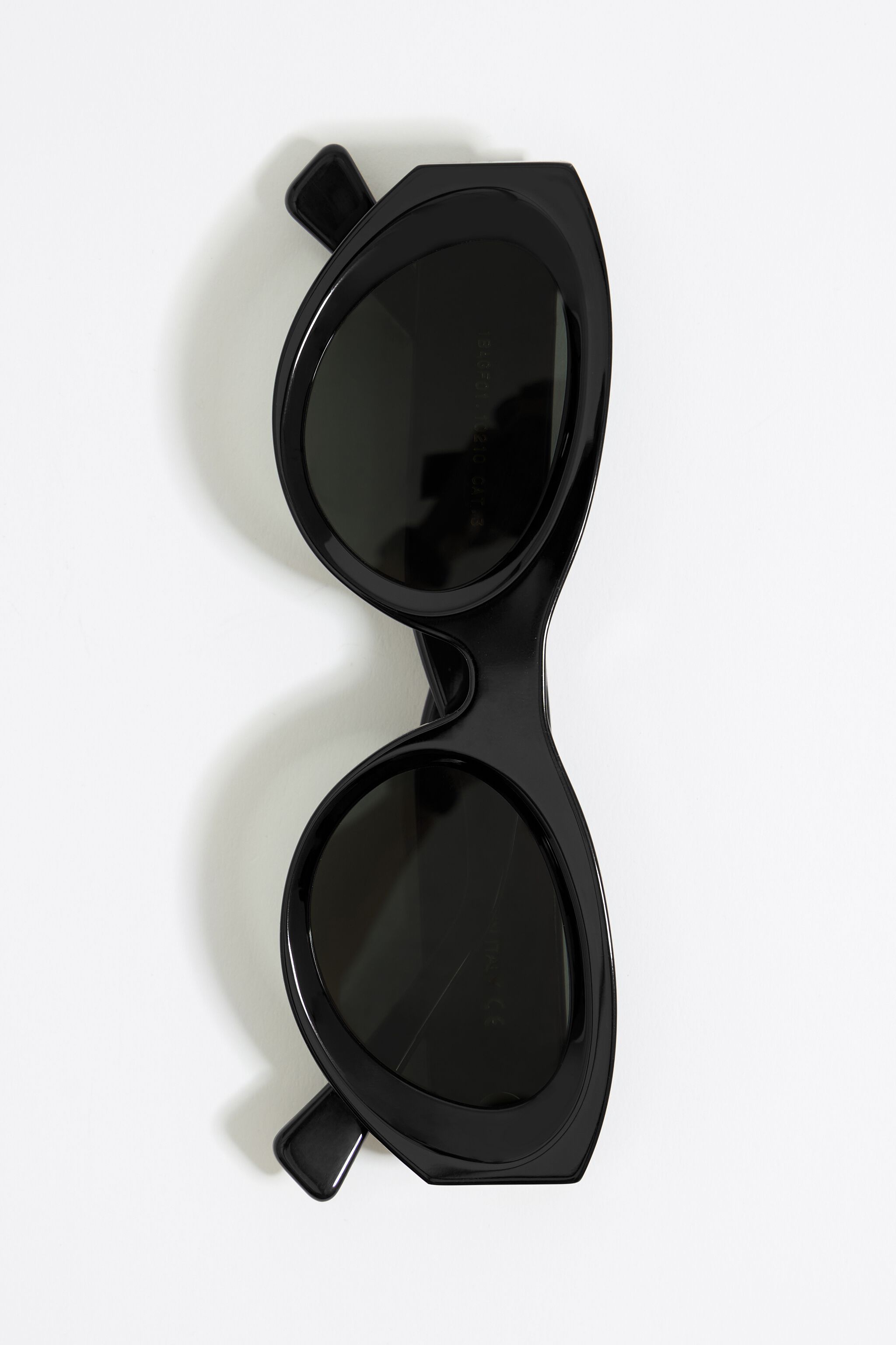 Black cat-eye sunglasses