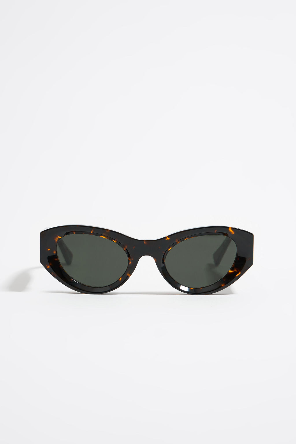 Amber cat-eye sunglasses