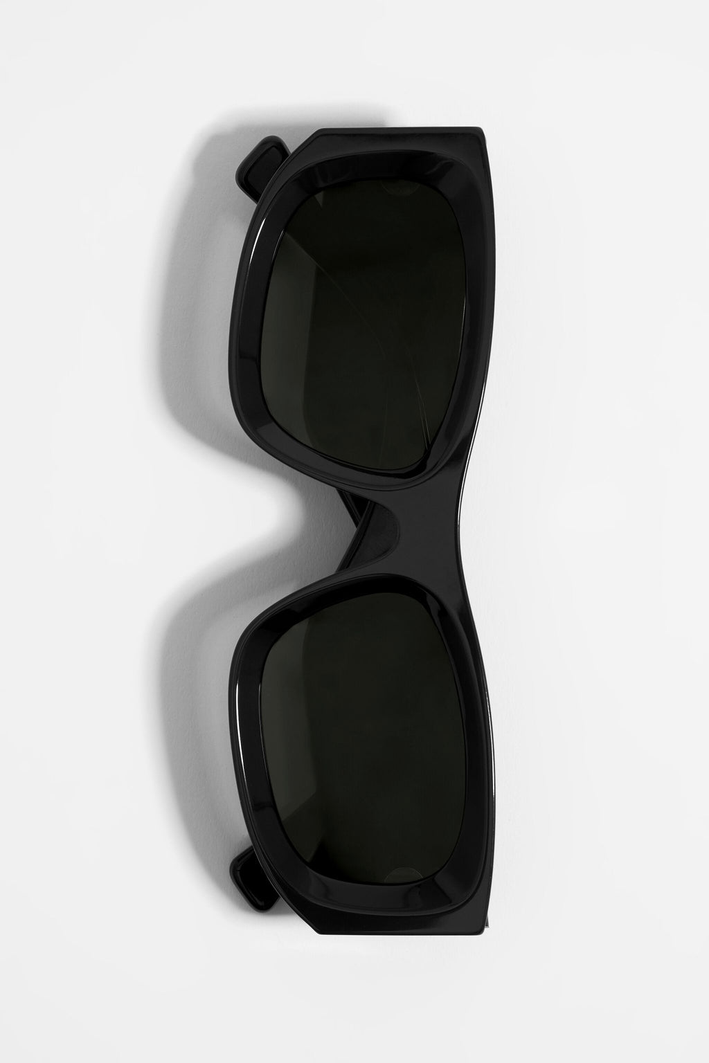 Black rectangular sunglasses