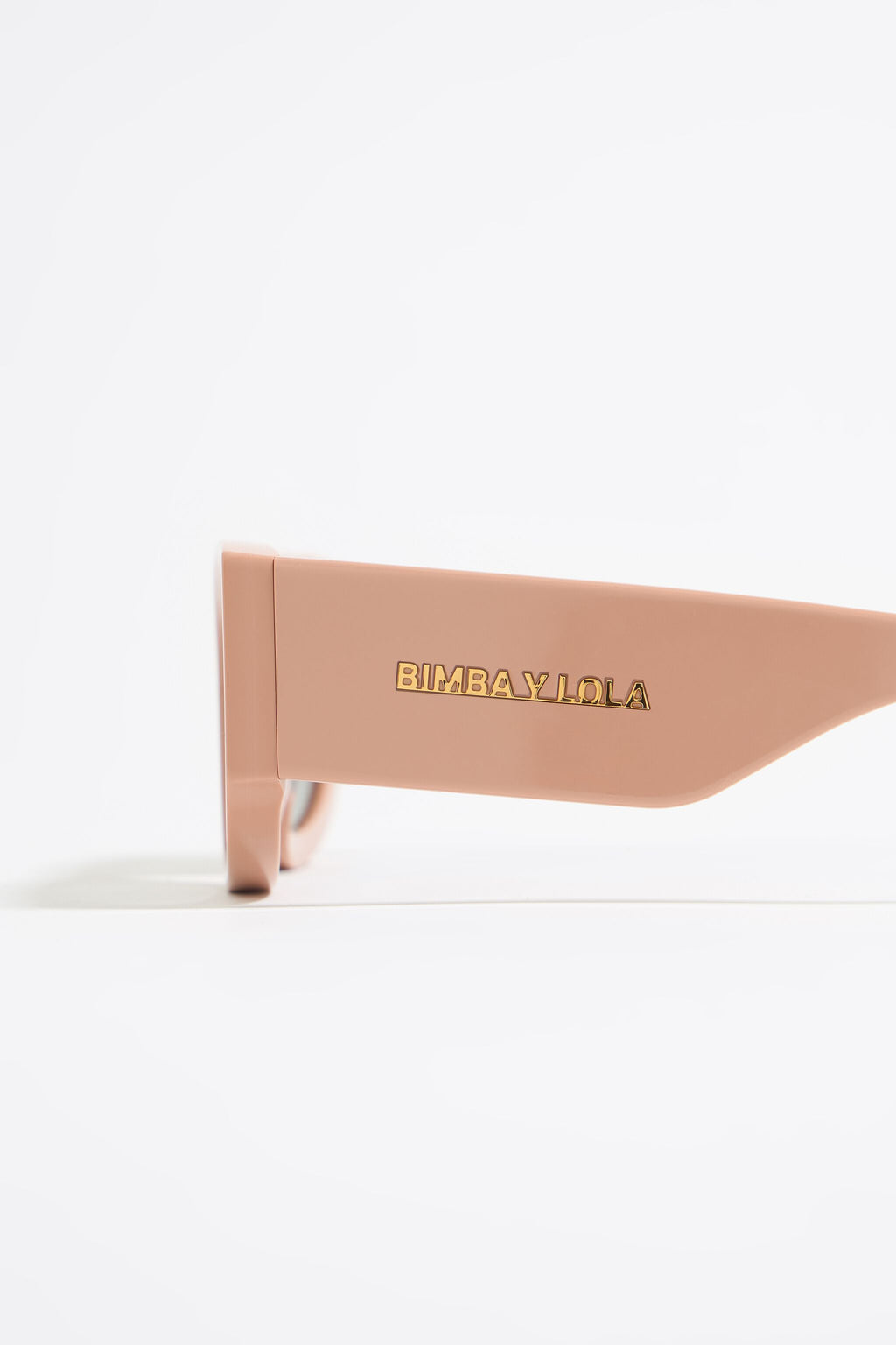 Pink rectangular sunglasses