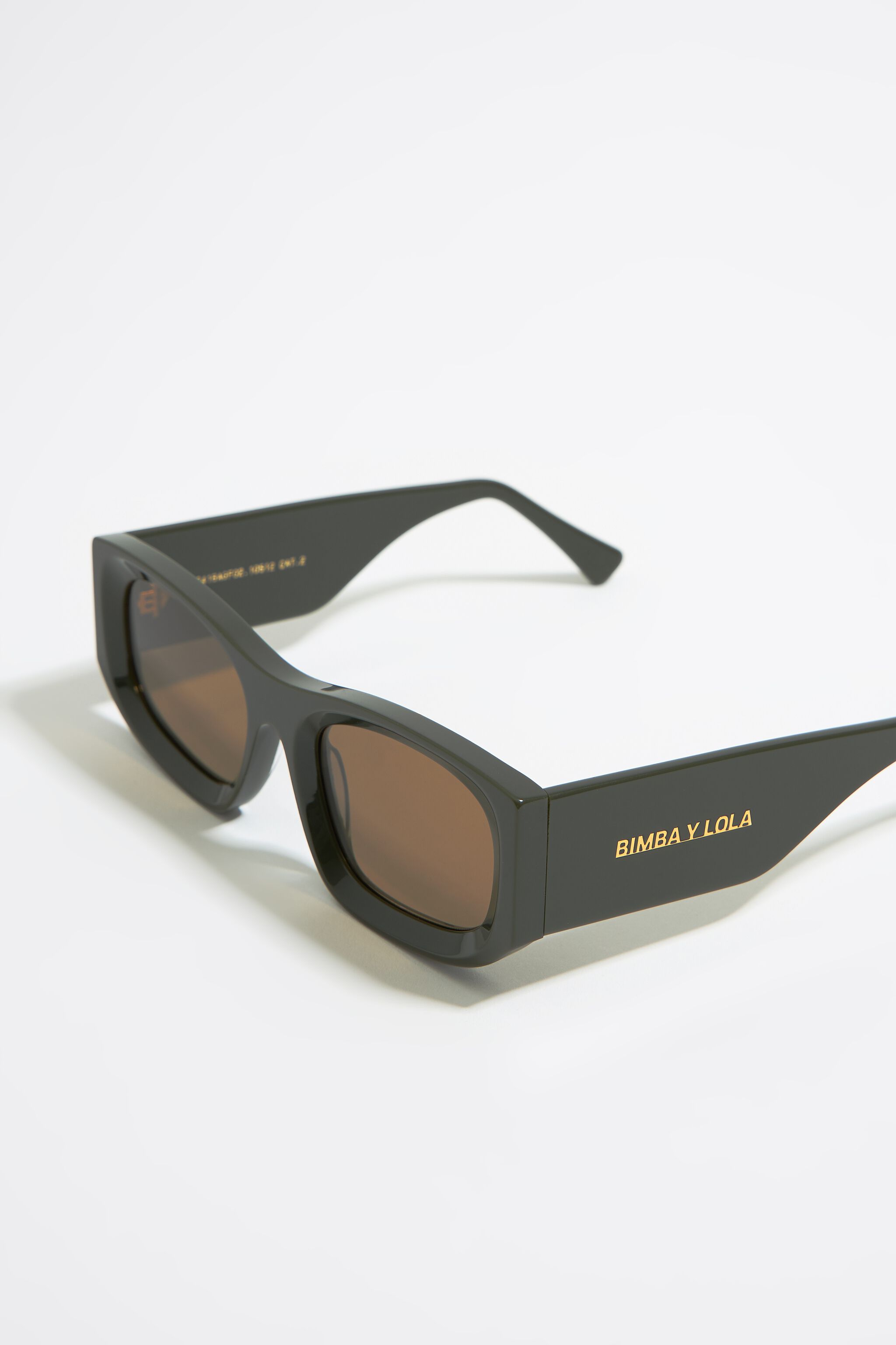 Military green rectangular sunglasses