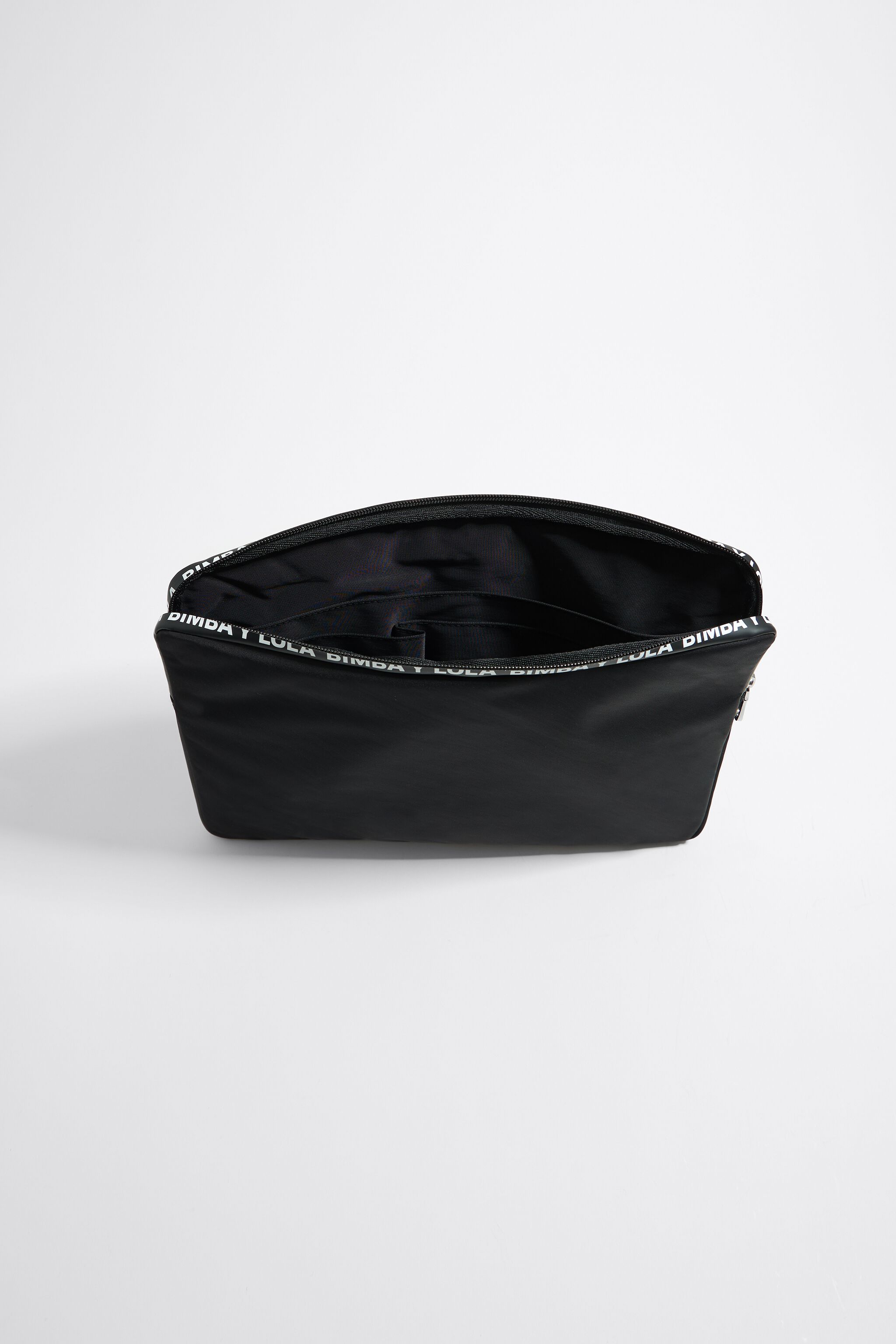 Black nylon 13.5" laptop sleeve