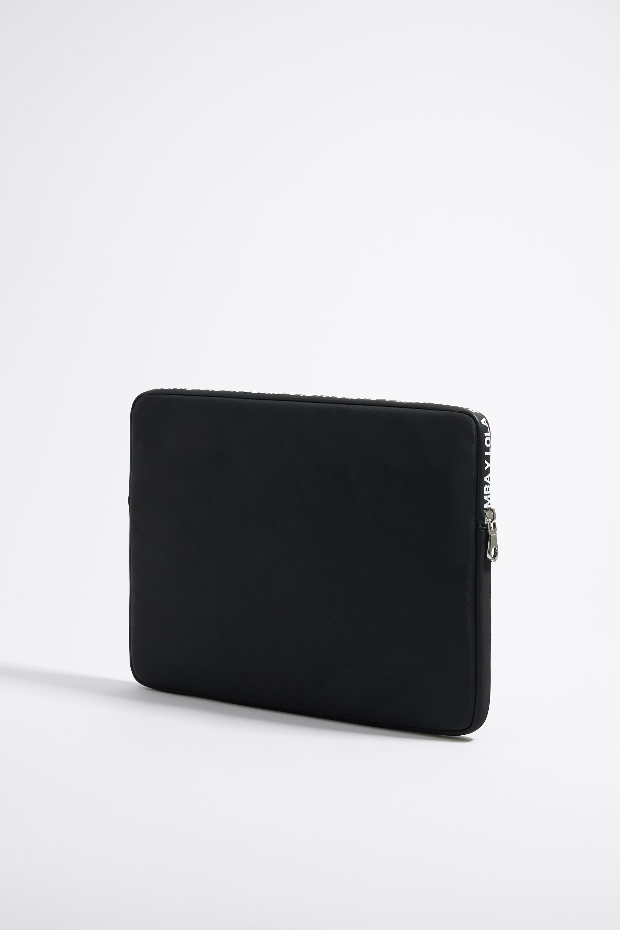 Black nylon 13.5" laptop sleeve