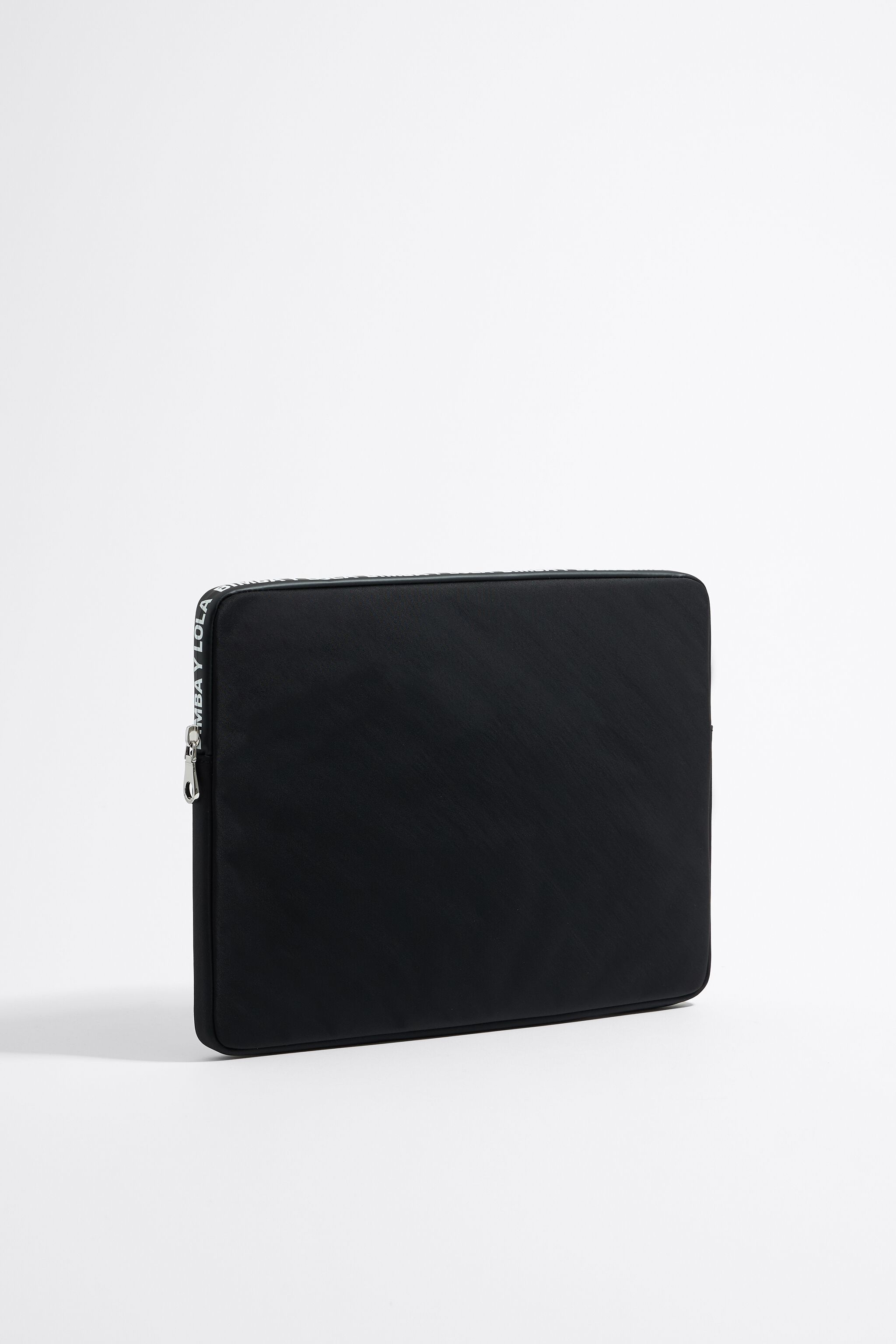 Black nylon 13.5" laptop sleeve