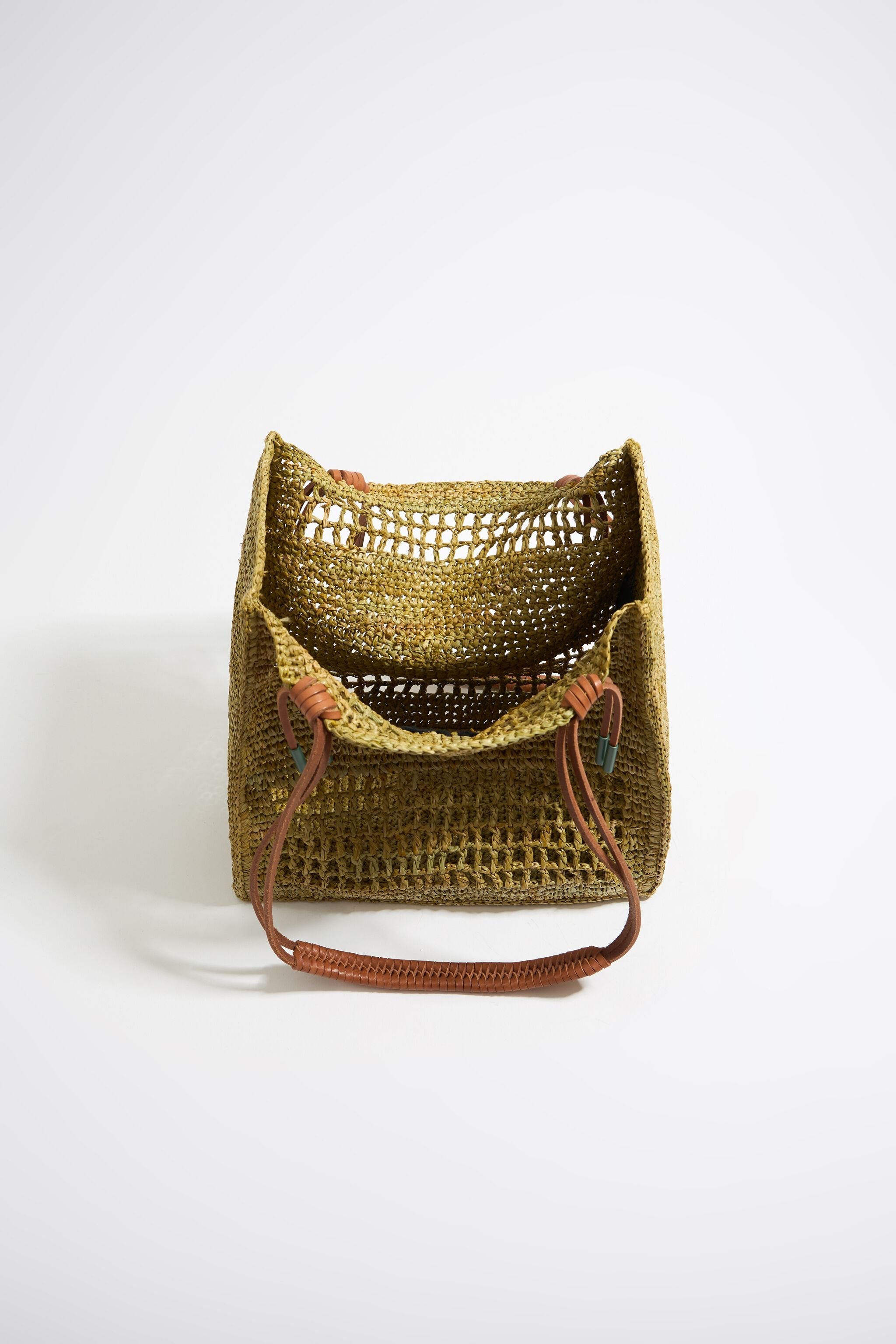 Large khaki raffia tote bag