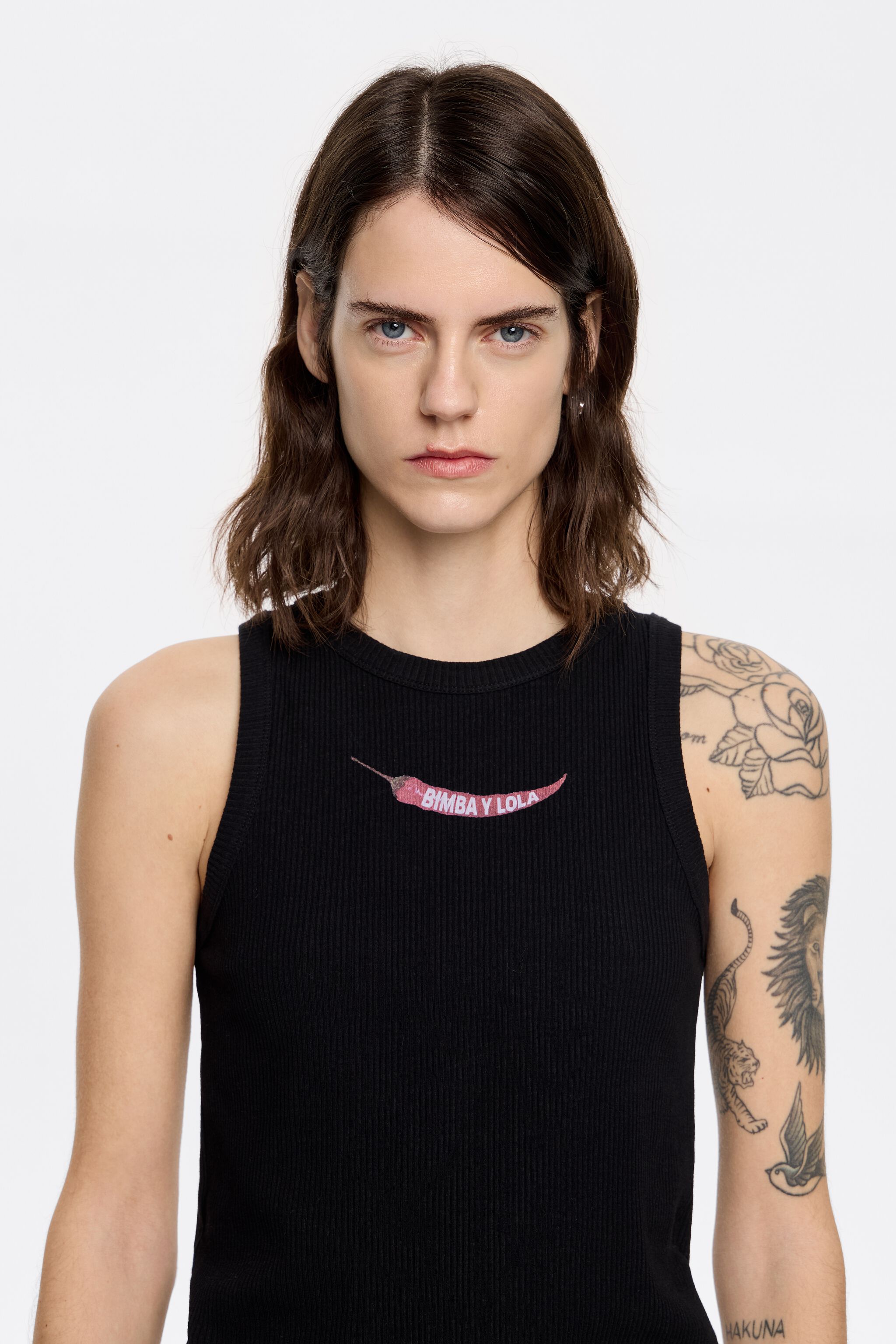 Black fitted Chili top