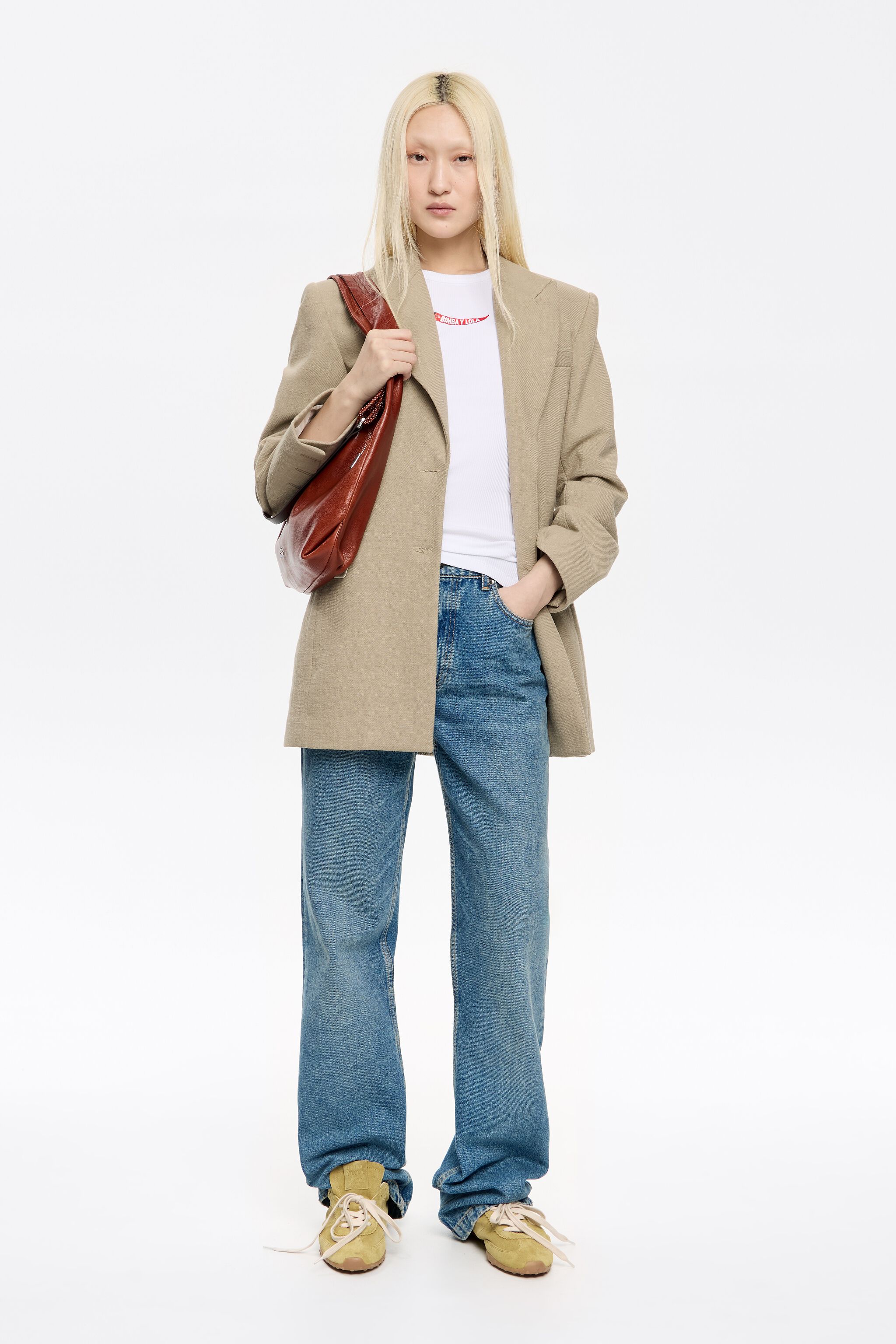 White fitted Chili top