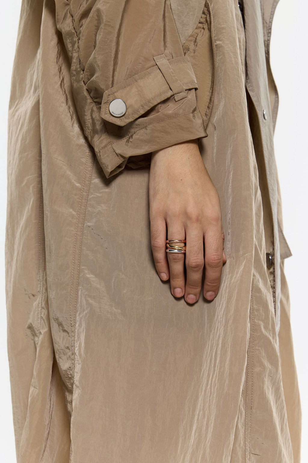 Three-tone textured bands ring