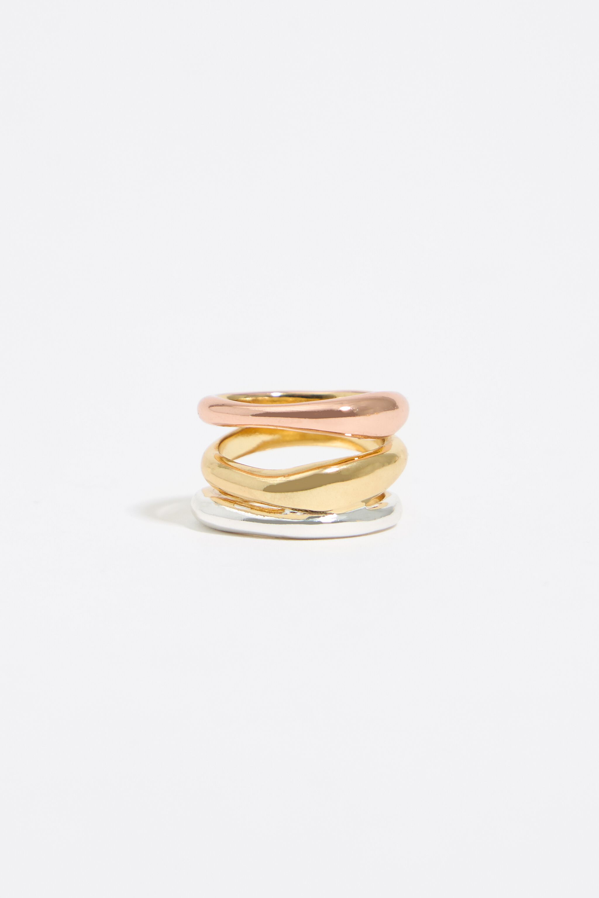 Three-tone textured bands ring