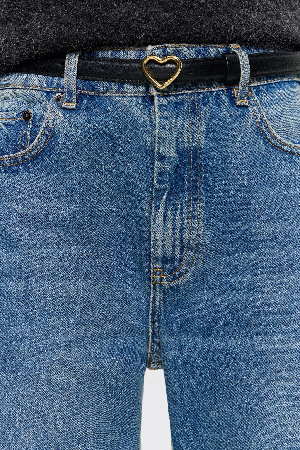 Thin black leather heart buckle belt