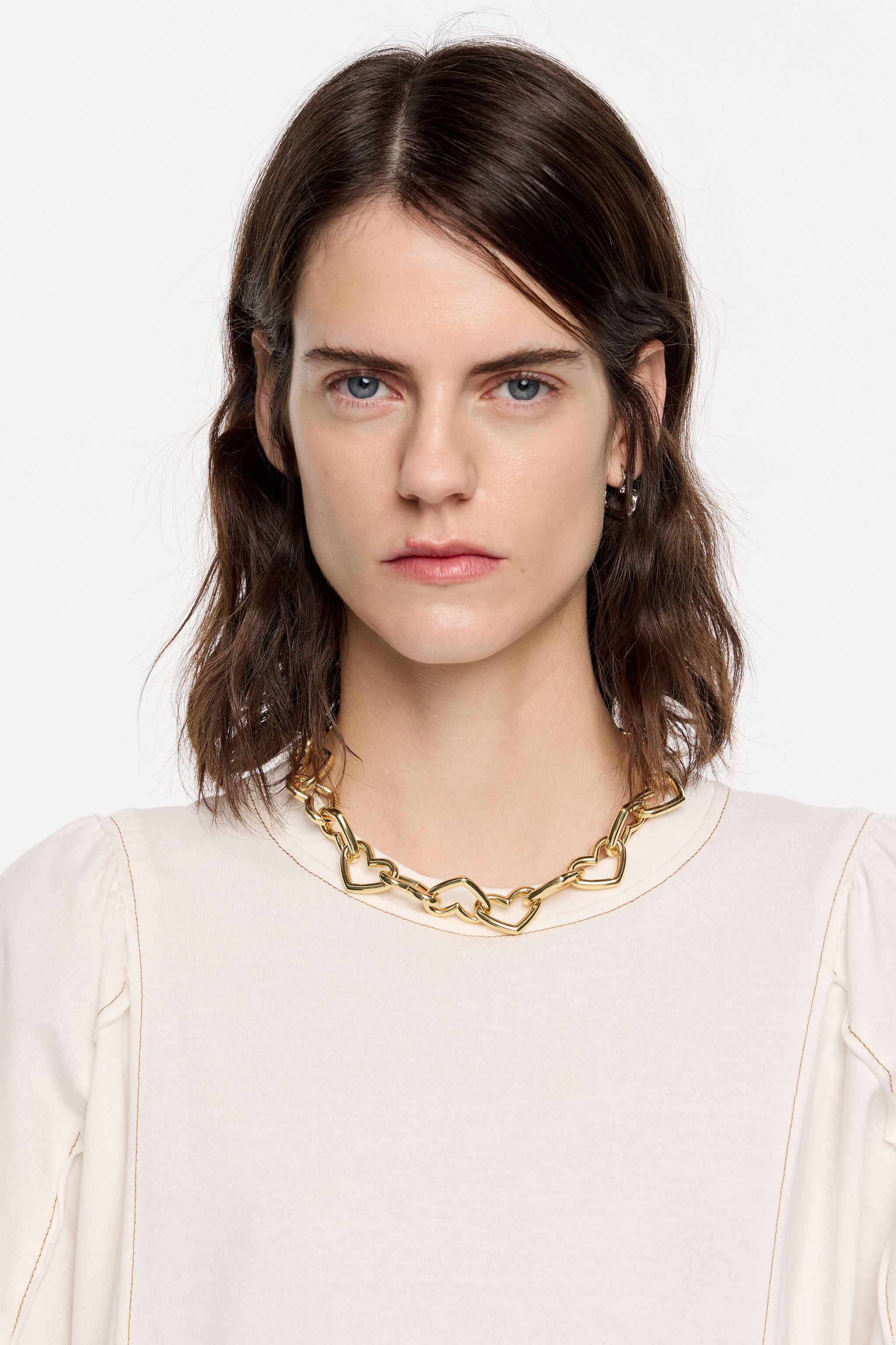 Gold hearts chain necklace