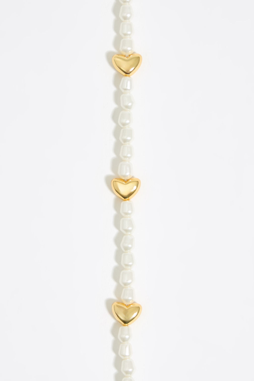 Gold hearts and pearls necklace
