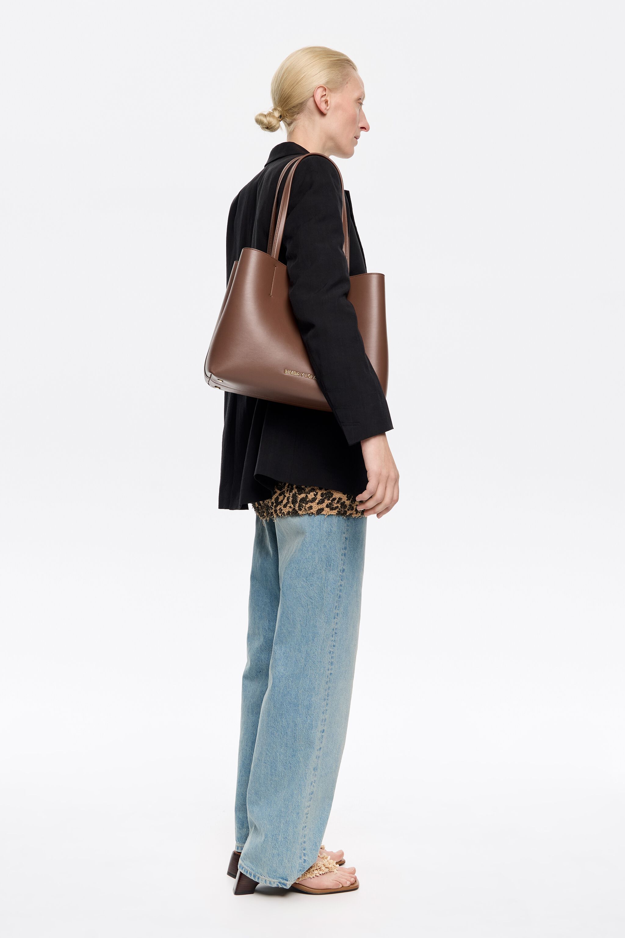 Large mocha leather Chihuahua shopper bag