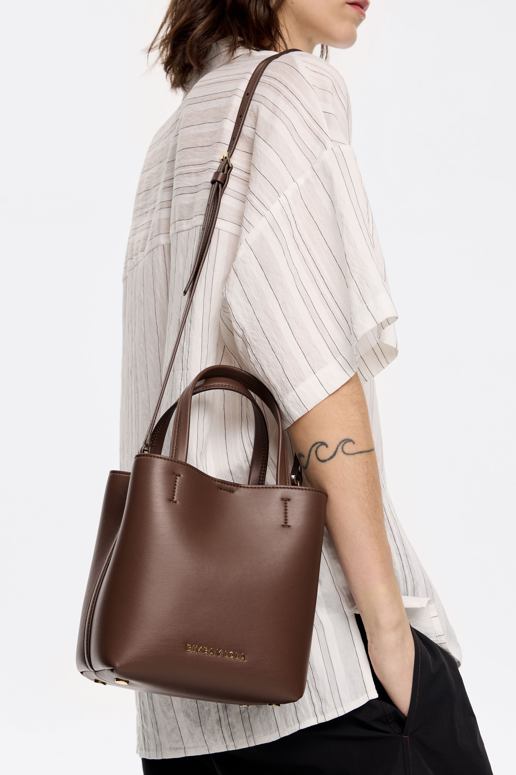 Small mocha leather Chihuahua bag