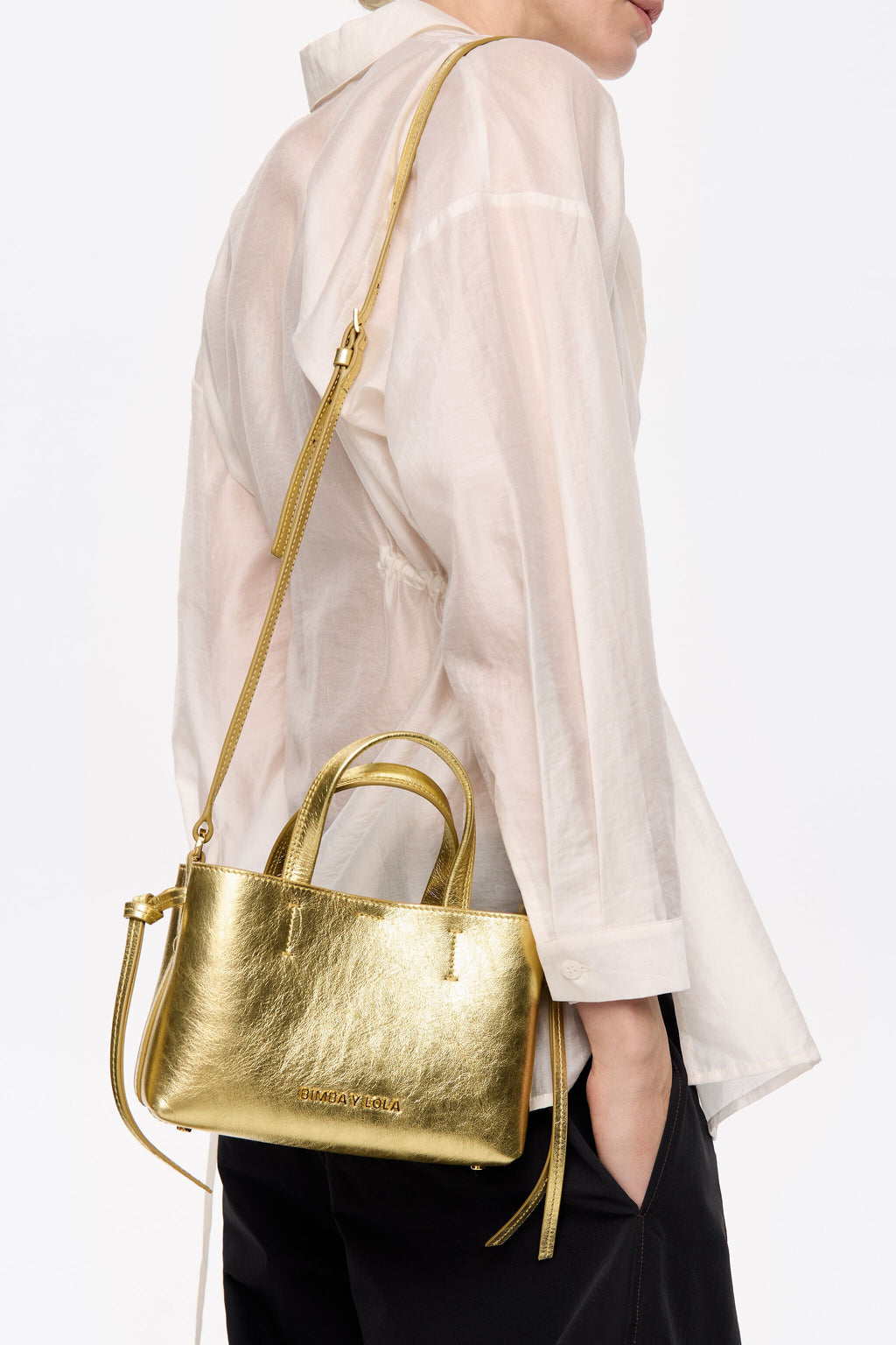 Mini gold leather Chihuahua bag