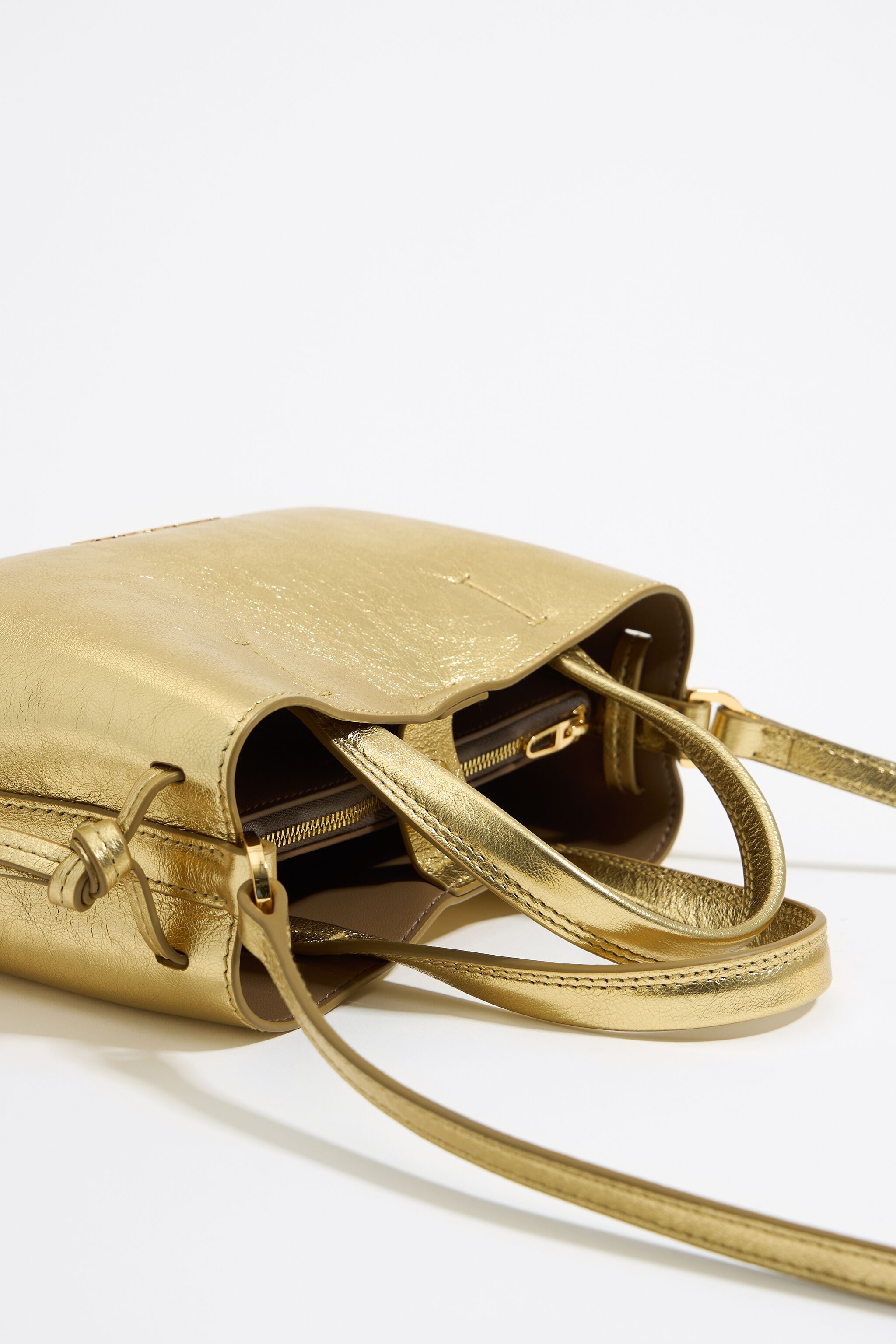 Mini gold leather Chihuahua bag