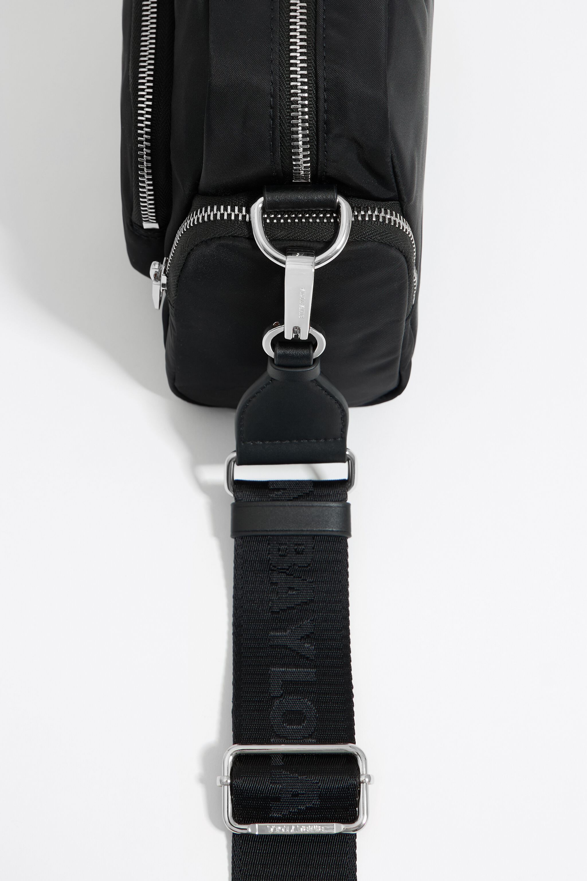 Medium black multi-pocket crossbody bag
