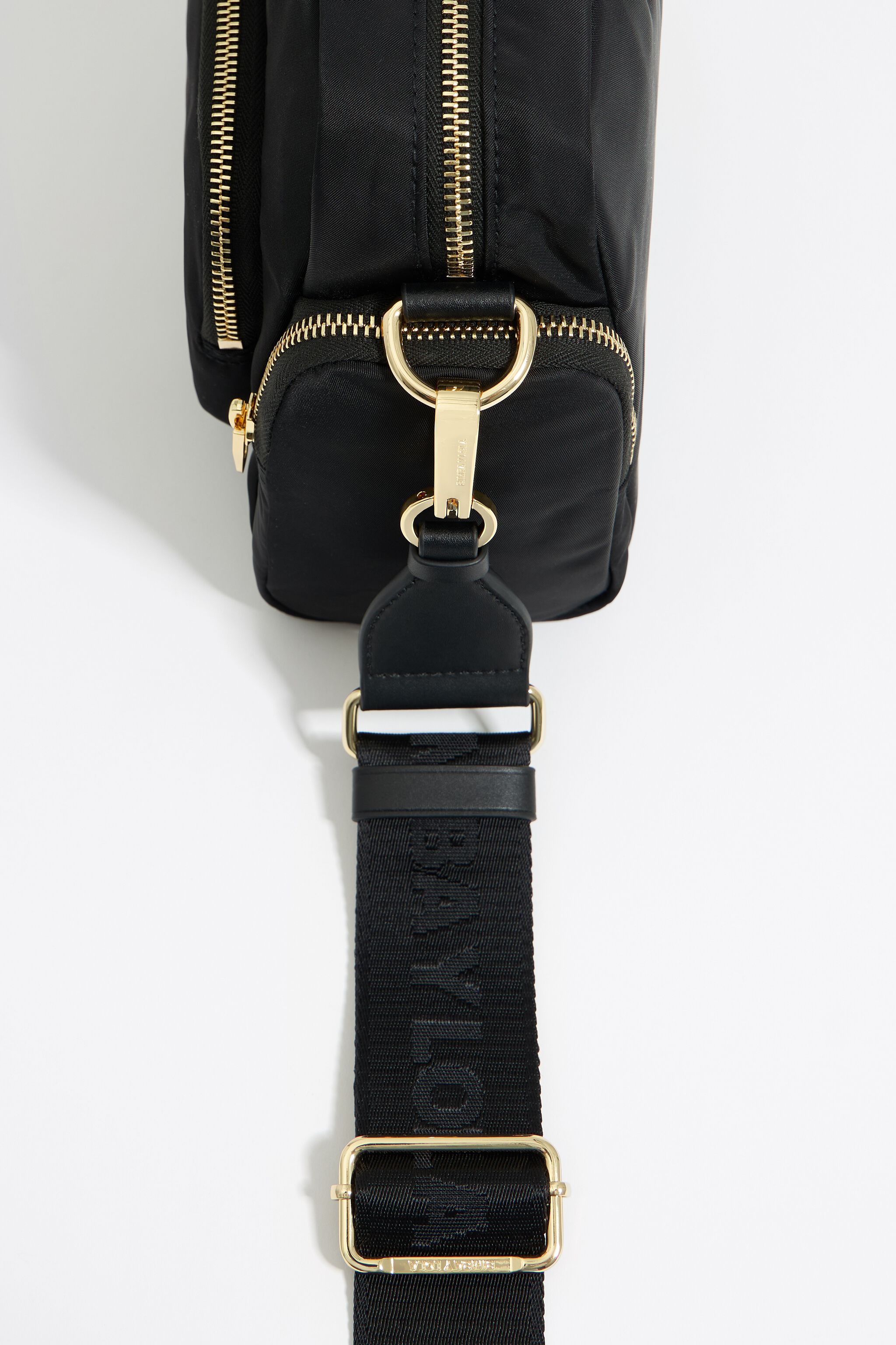 Medium black multi-pocket crossbody bag