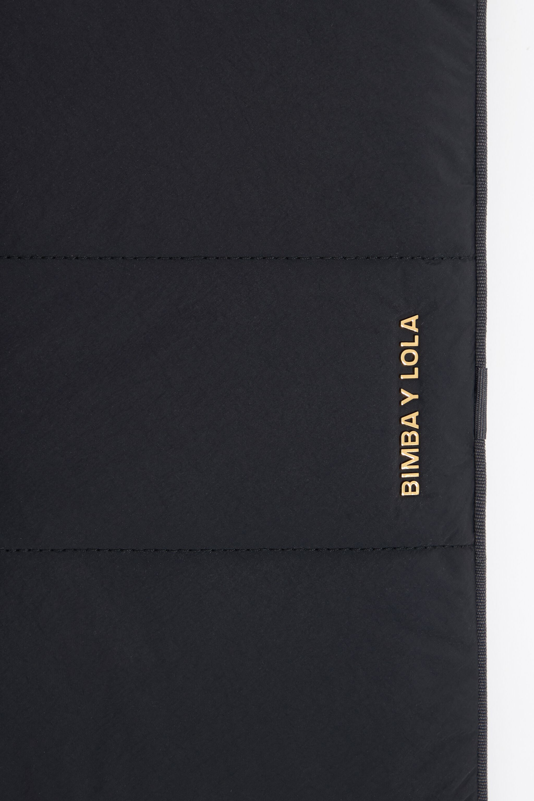 Black nylon 13.5" laptop sleeve