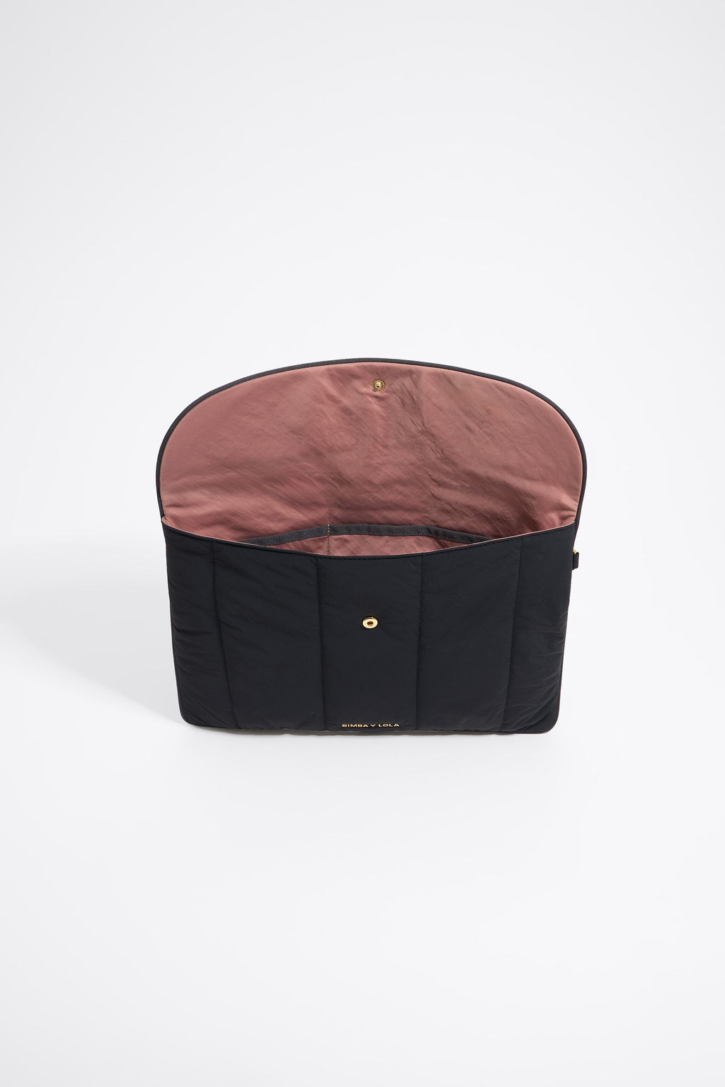 Black nylon 13.5" laptop sleeve