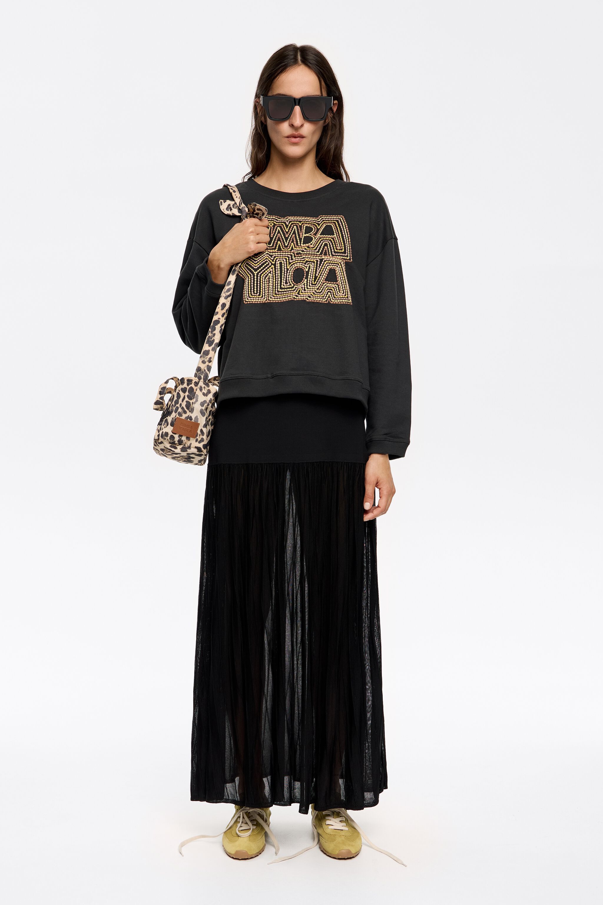 Black embroidered logo sweatshirt