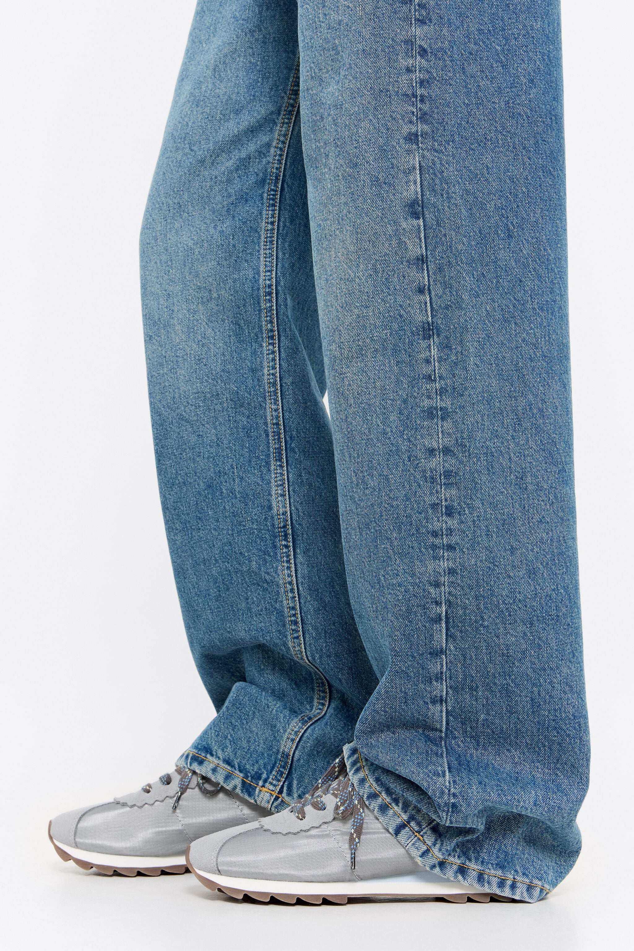 Silver 13 18 retro sneaker