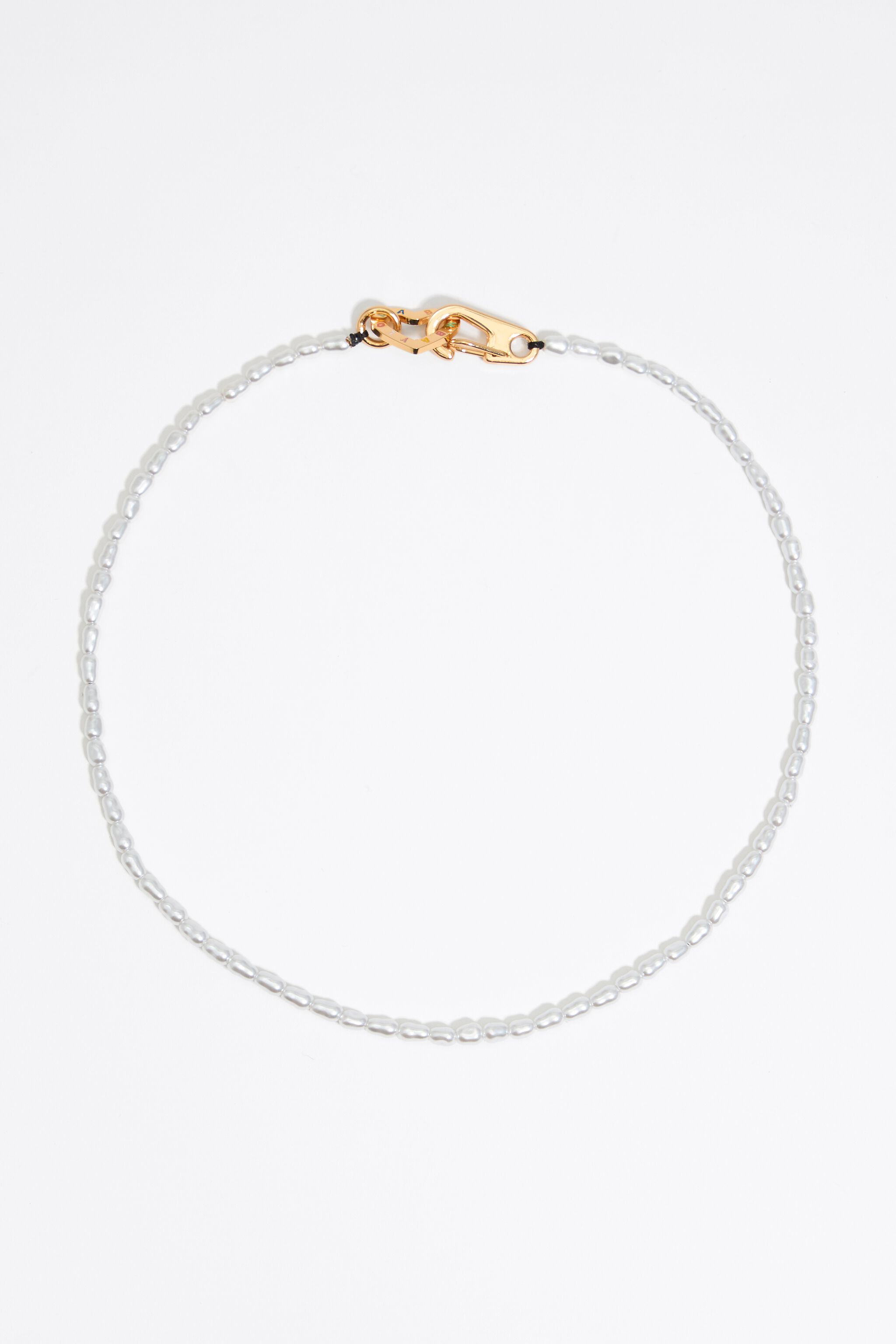 Pearls and logo heart necklace