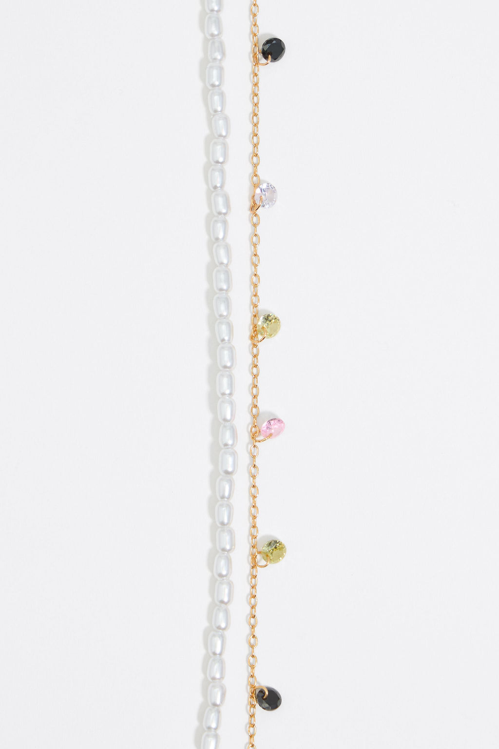 Pearls and crystals logo heart necklace