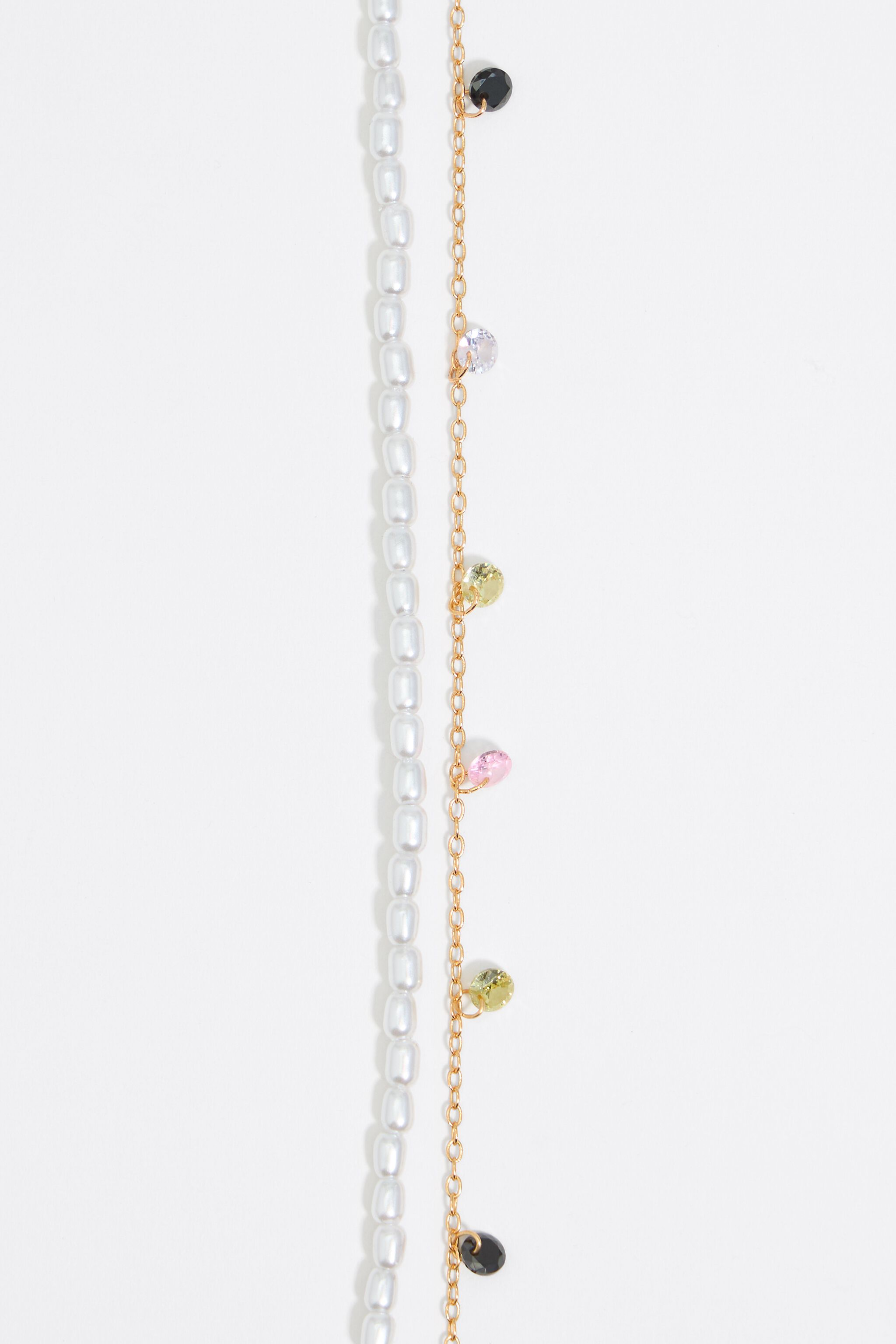 Pearls and crystals logo heart necklace