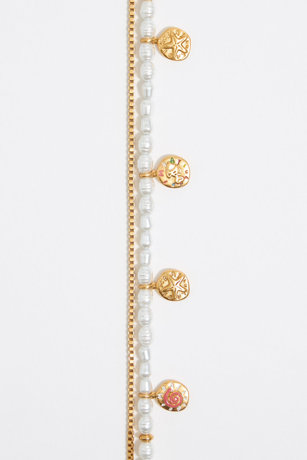 Coin logo pearl bracelet