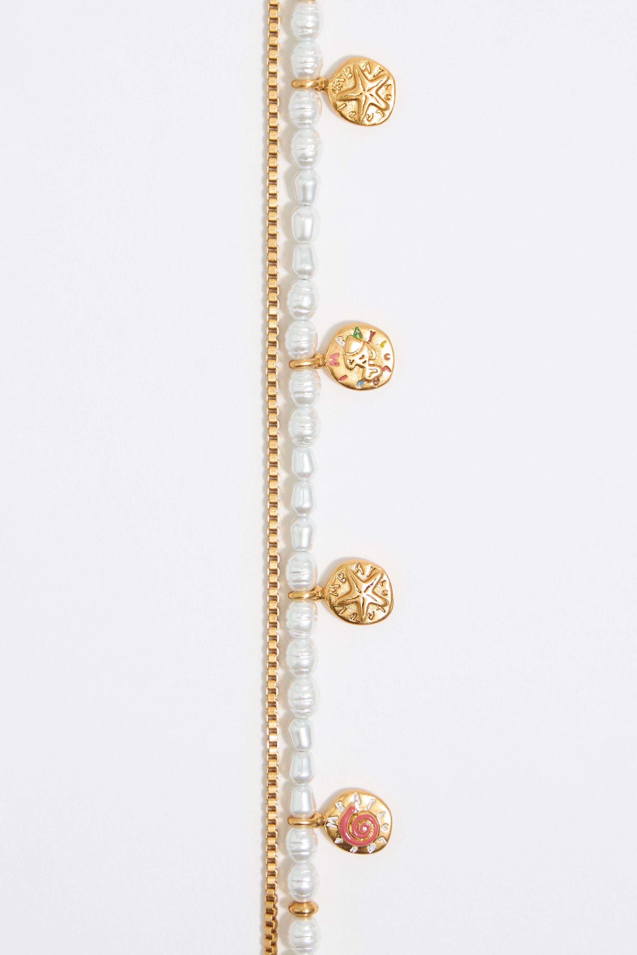 Coin logo pearl bracelet