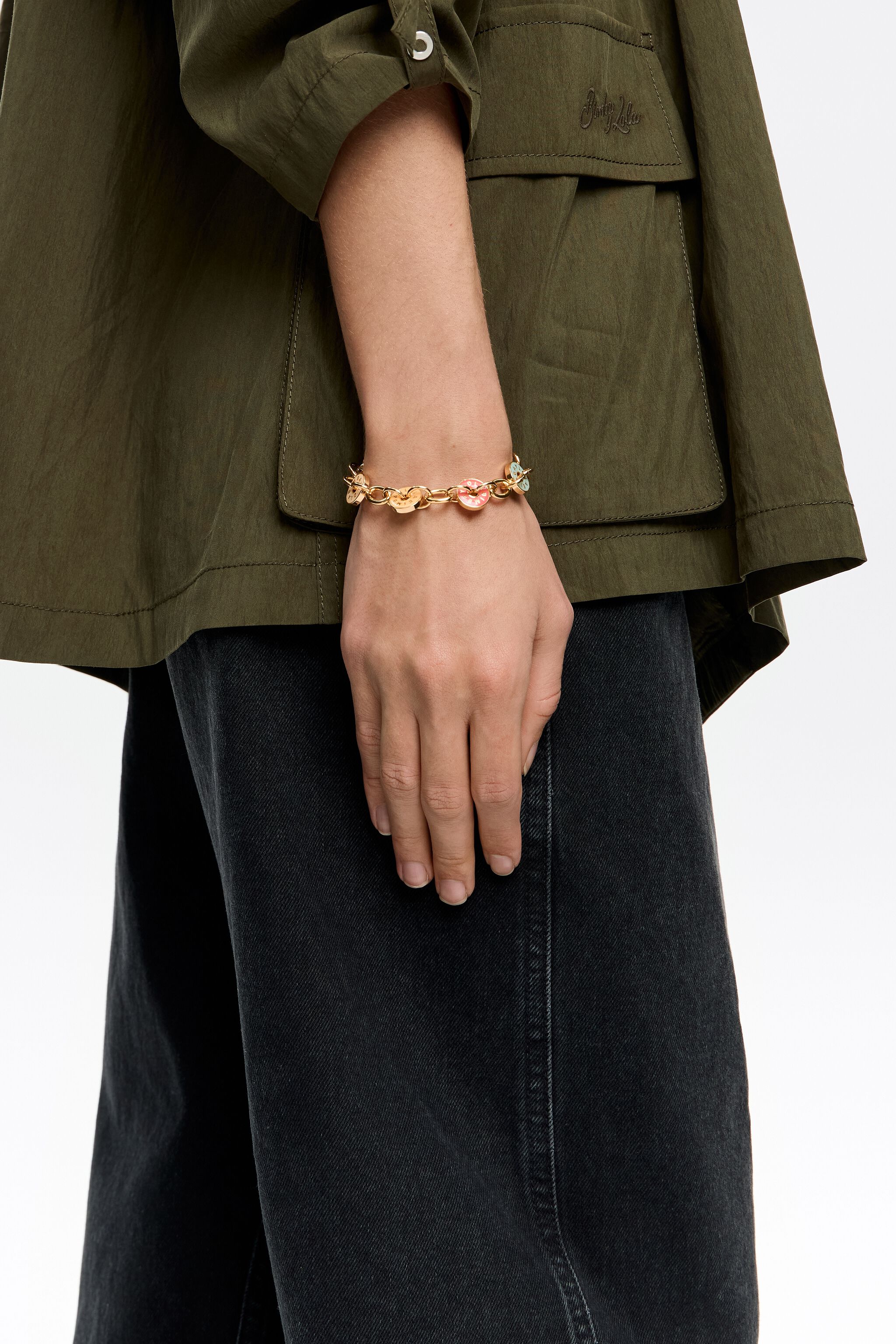 Multicolor logo chain bracelet