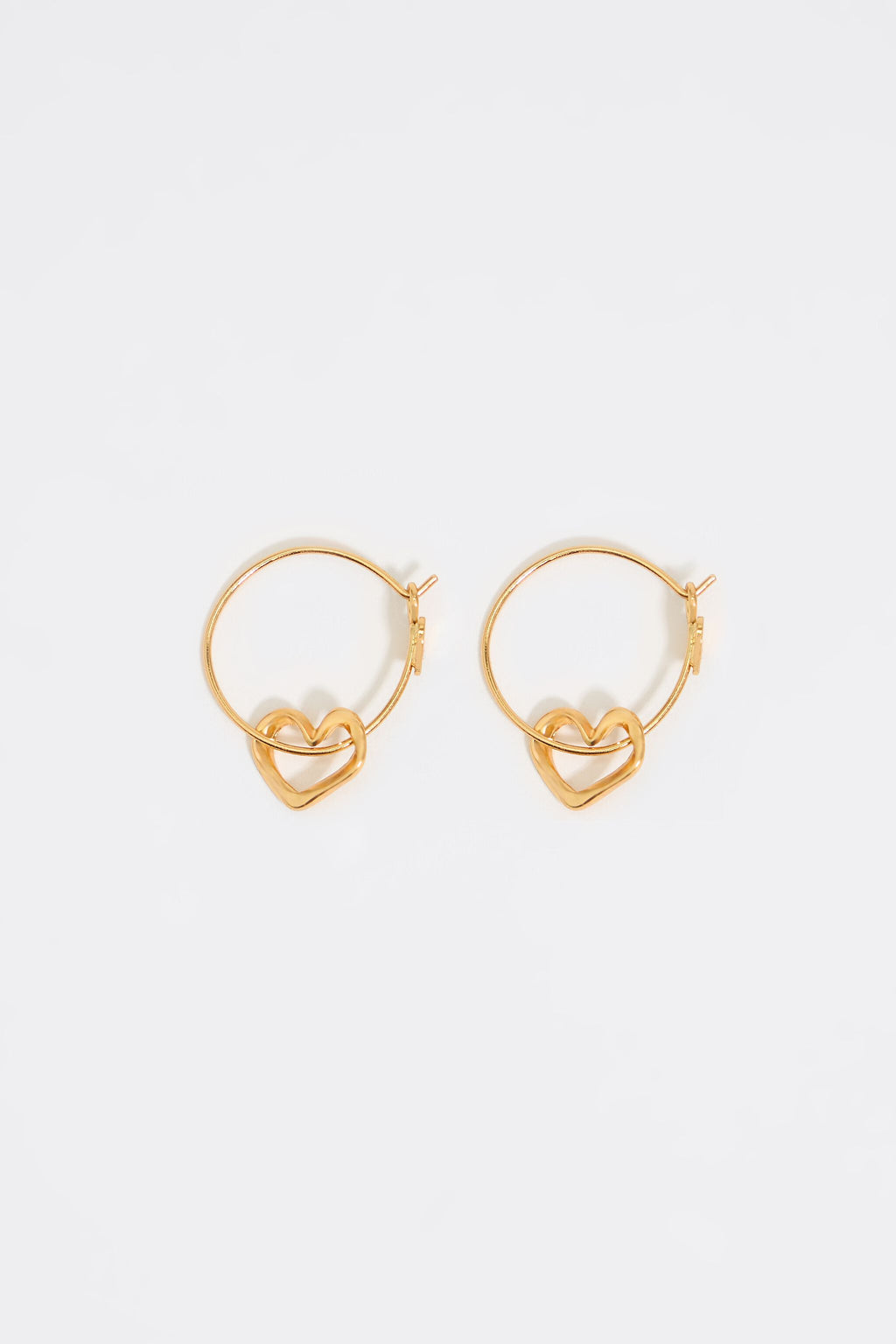 Textured gold heart hoop earrings