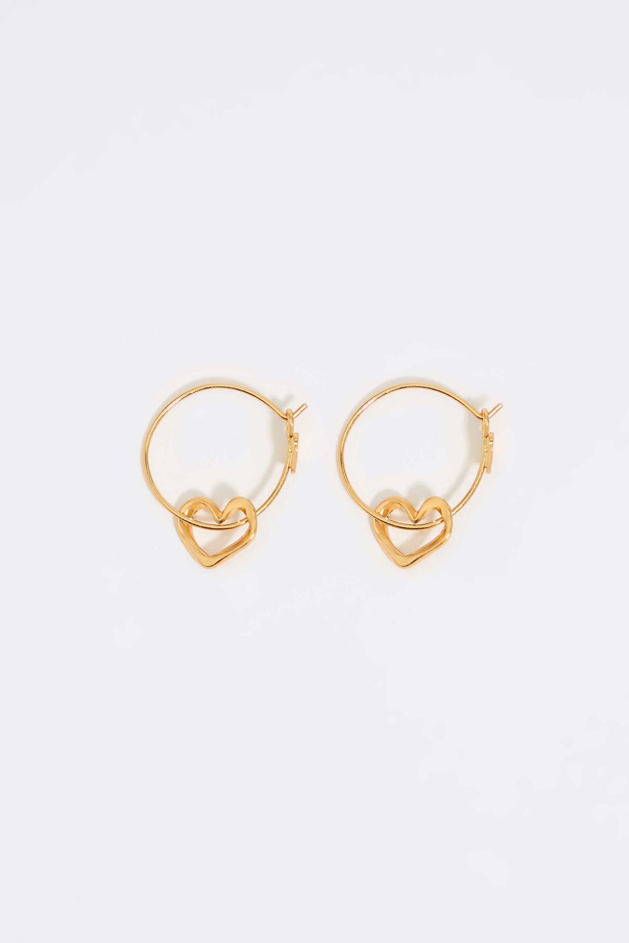 Textured gold heart hoop earrings