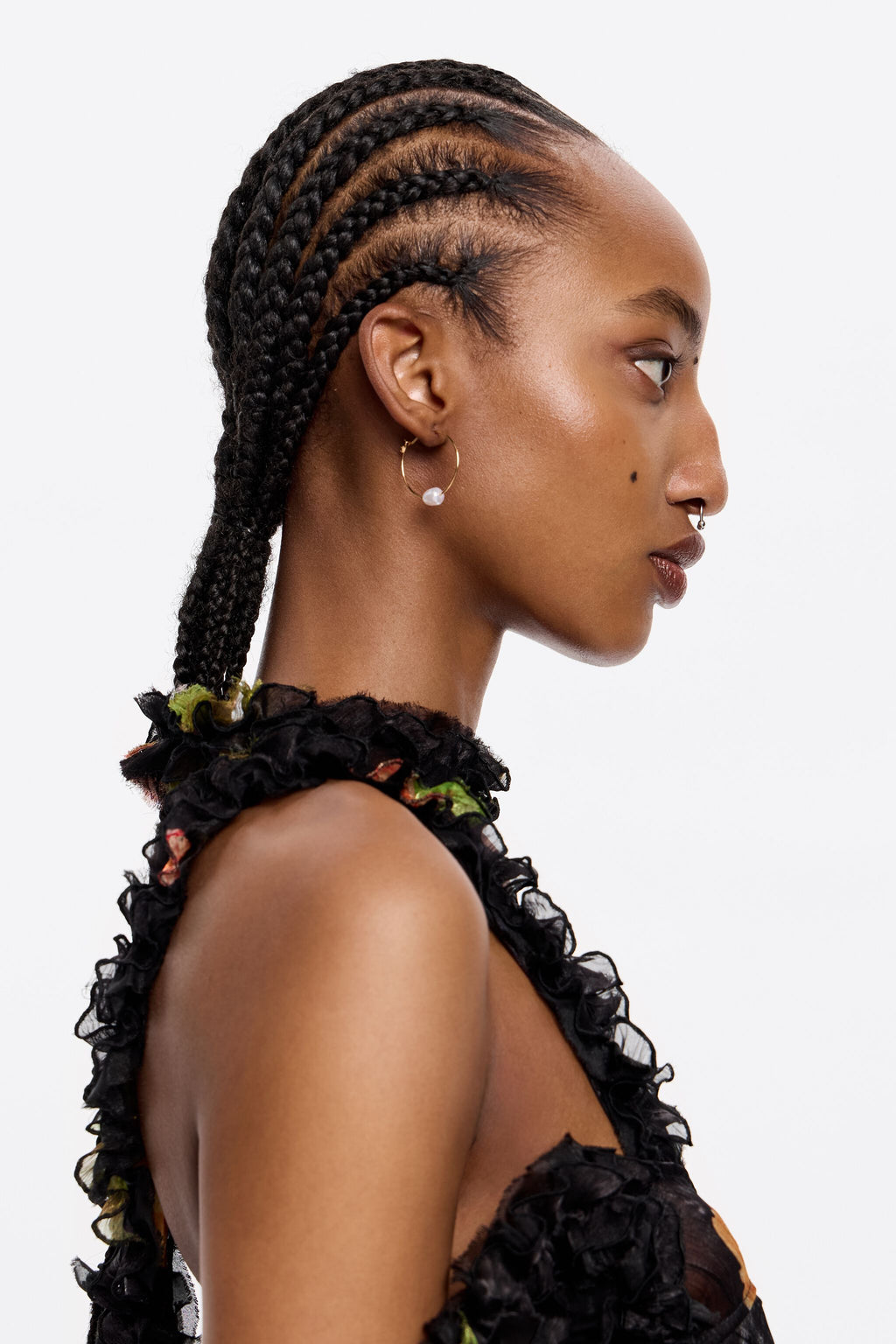 Pearl golden hoop earrings