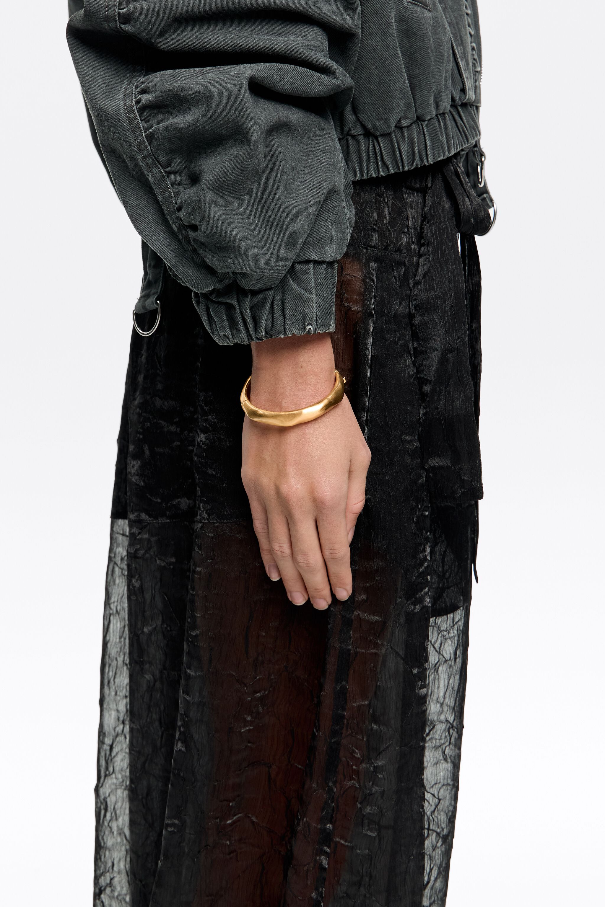 Textured matte gold bracelet