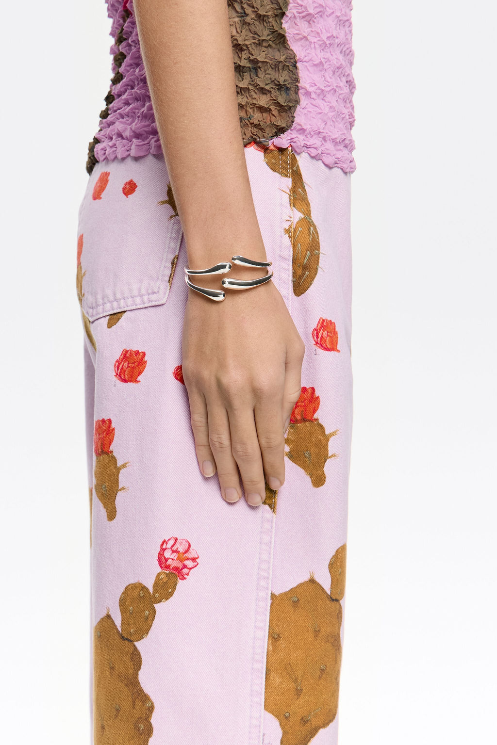 Silver metal bracelet