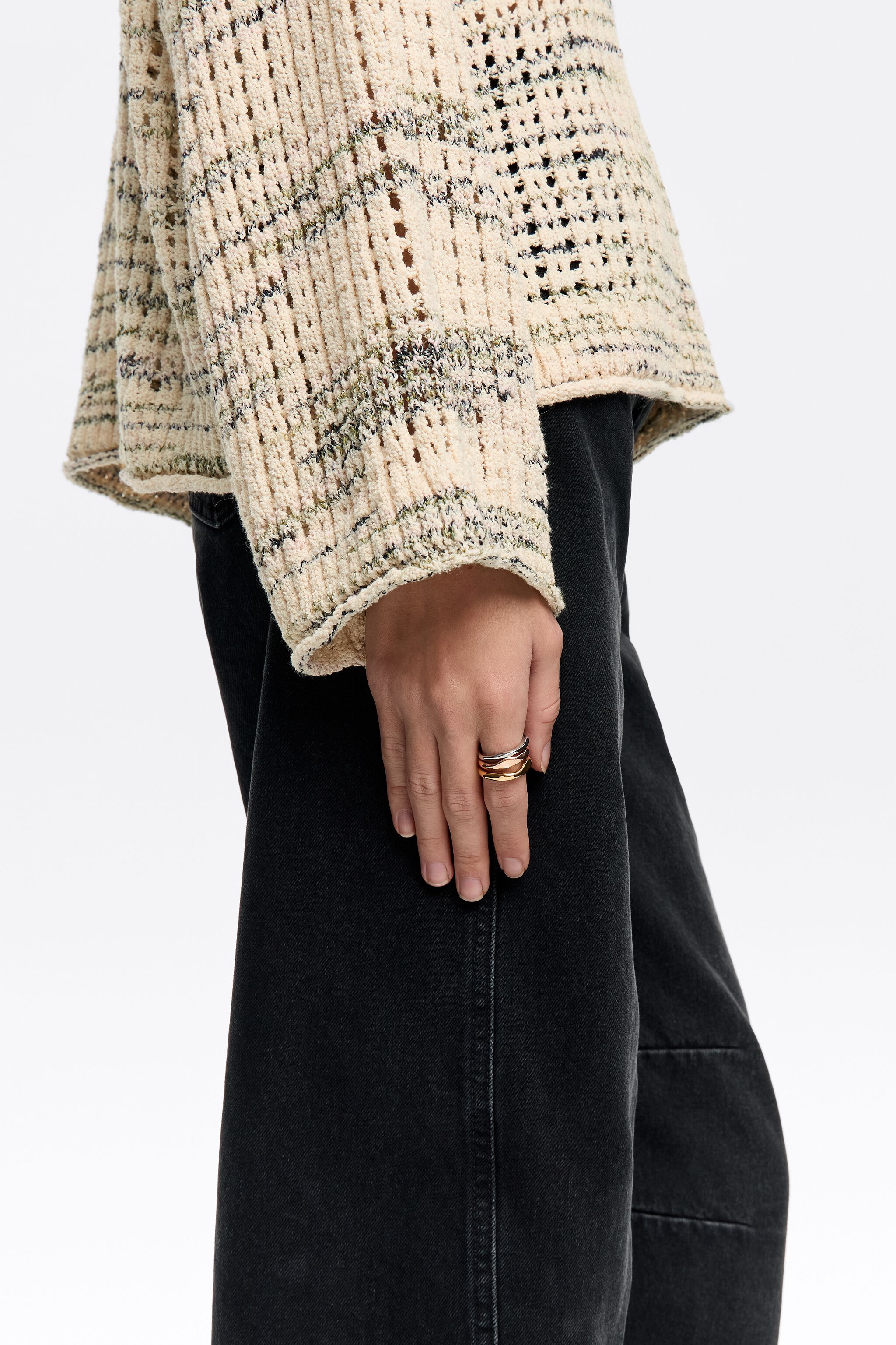 Textured multicolor triple ring