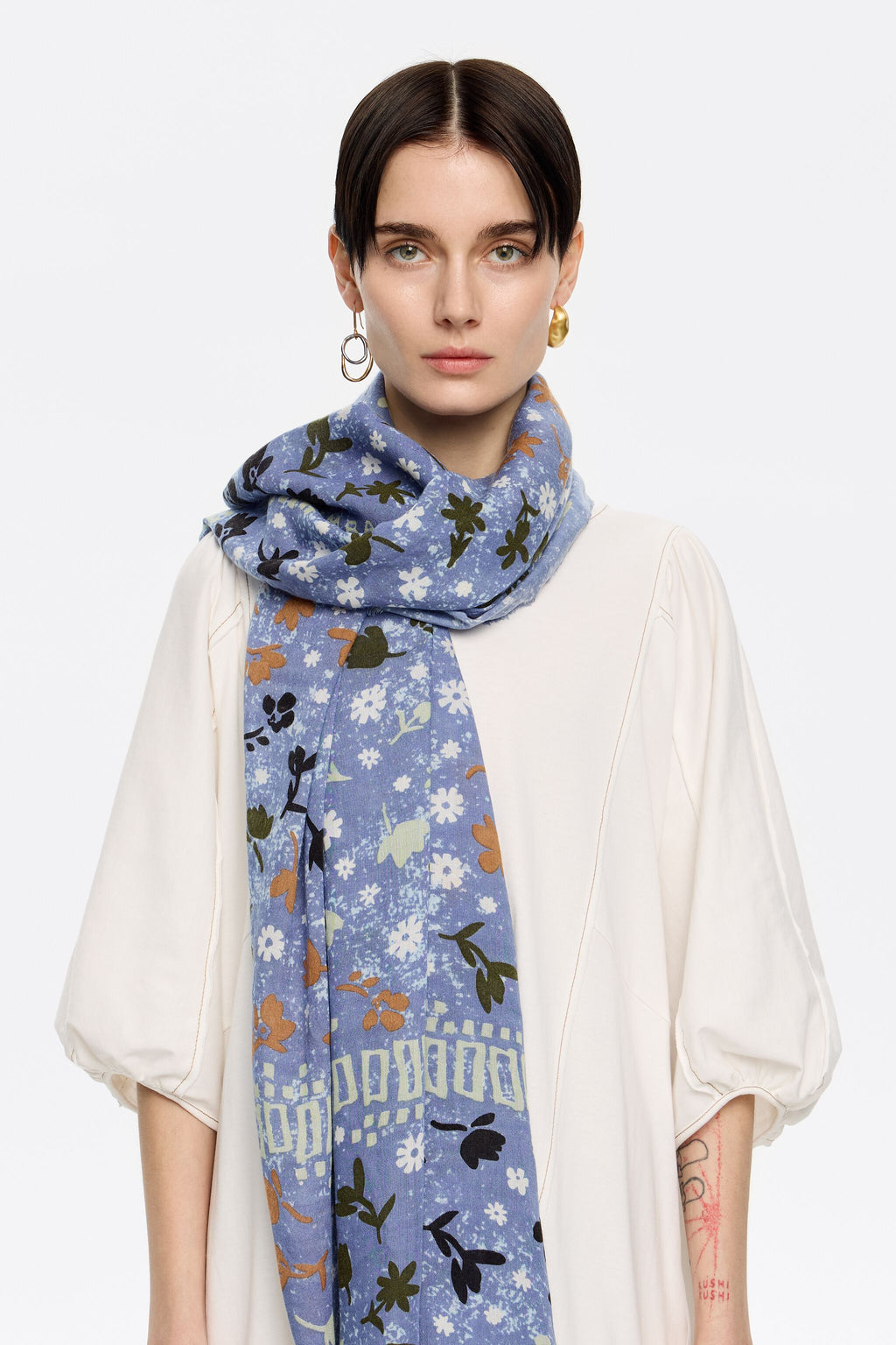 Blue ditsy floral and borders shawl