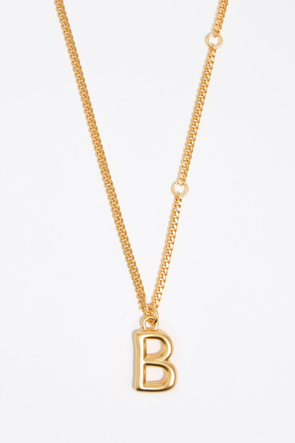 Gold letter B chain necklace