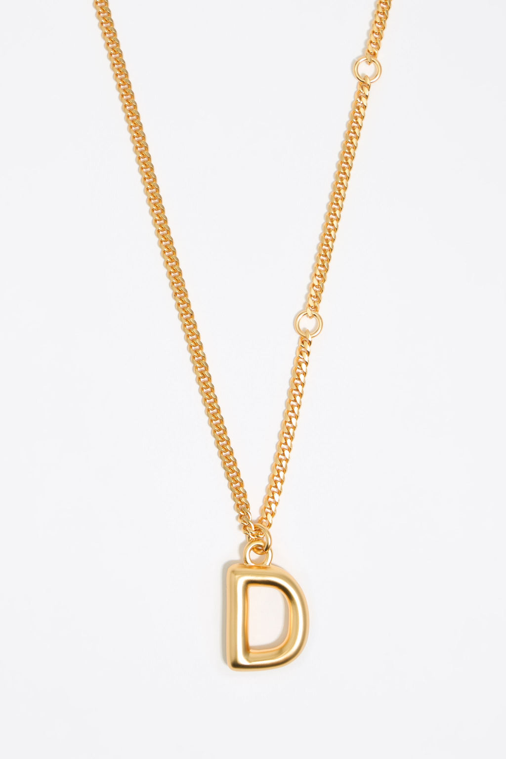 Gold letter D chain necklace