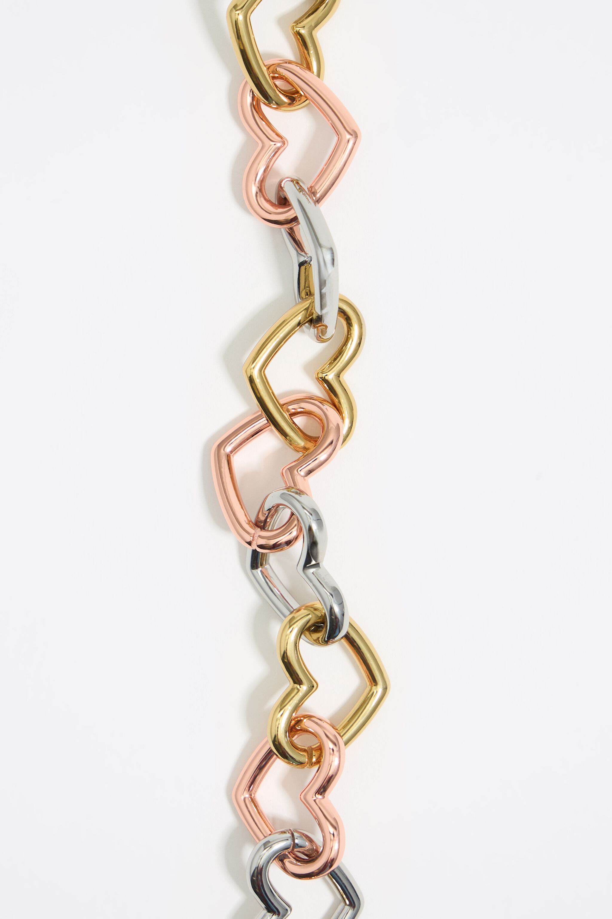 Three-tone heart chain necklace